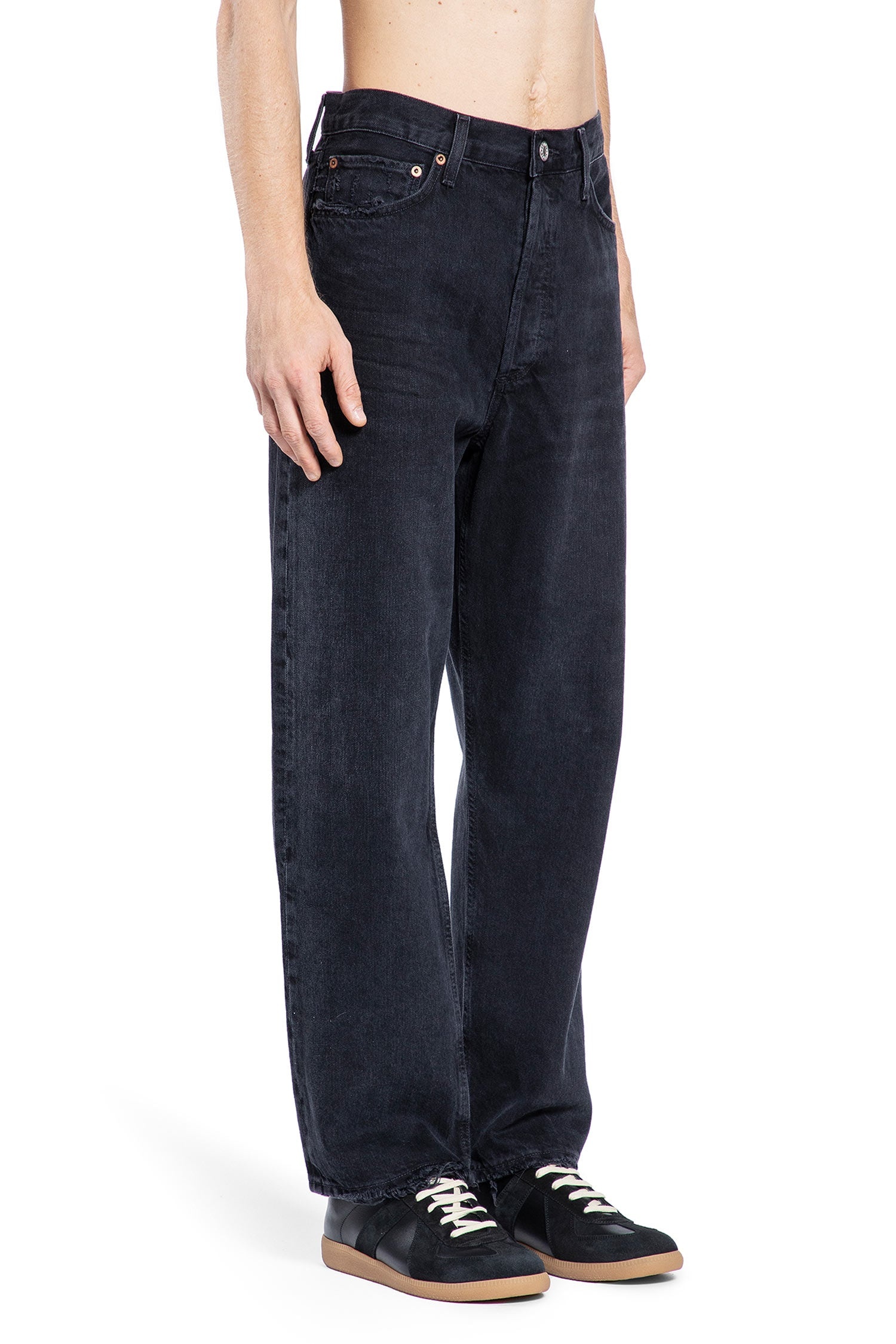 90S-Mid-Rise-Loose-Fit-Jeans - 2