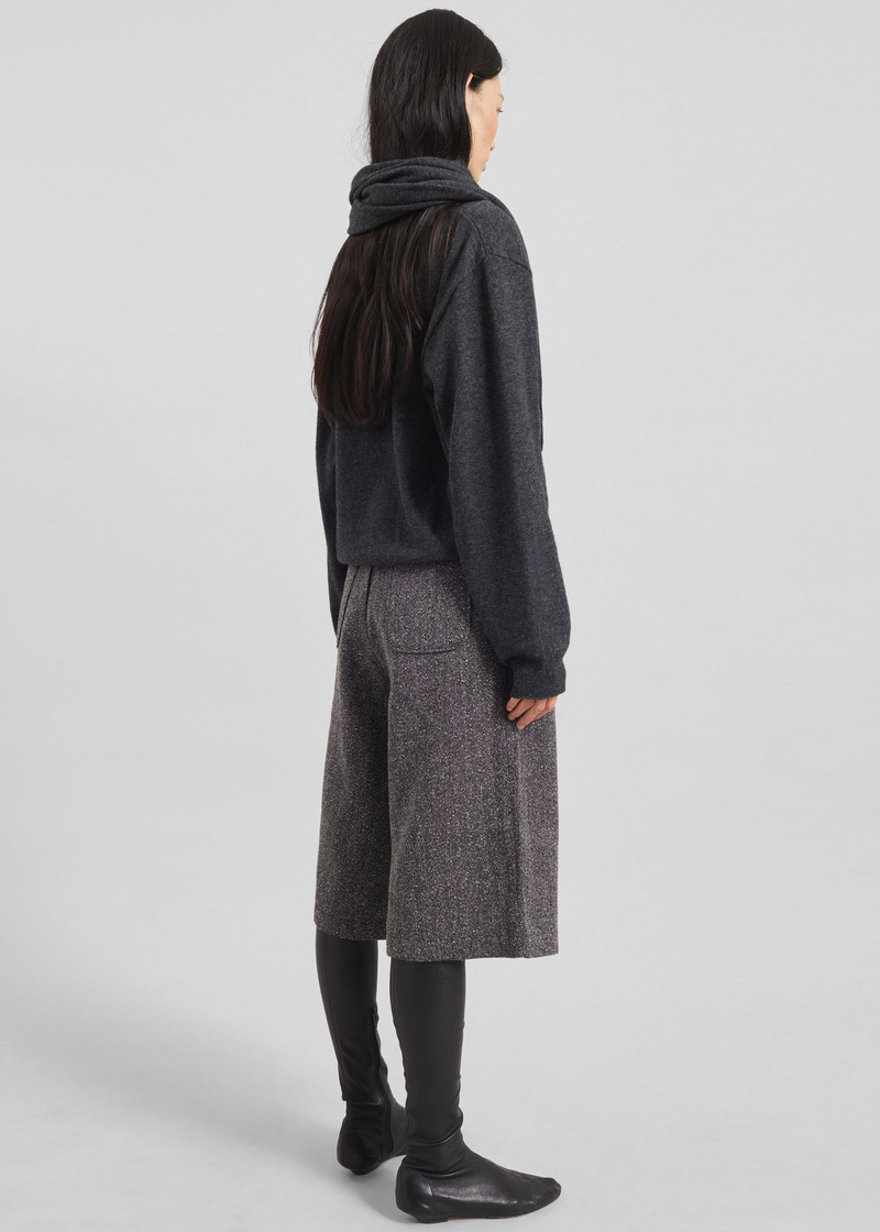 Vermont Scarf Sweater - Charcoal 7