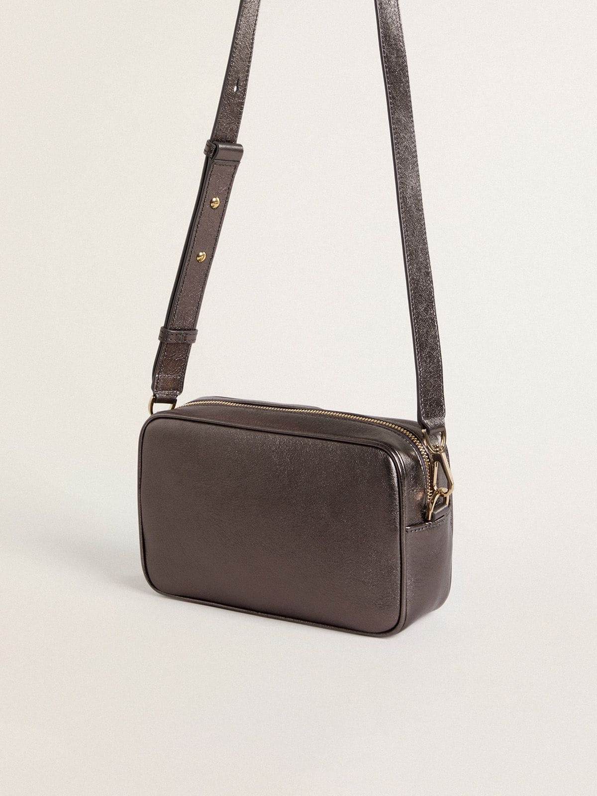 Star Bag in gray metallic leather with Swarovski crystal star - 3
