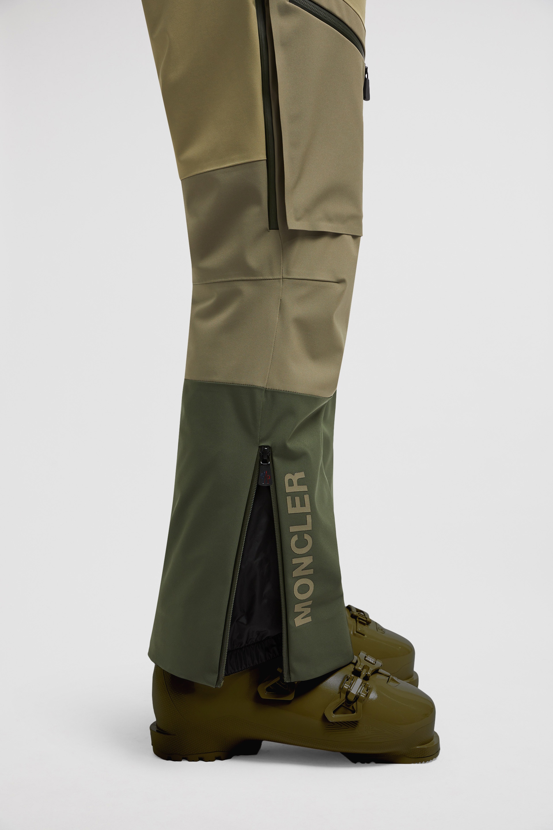 Padded GORE-TEX Ski Pants - 6