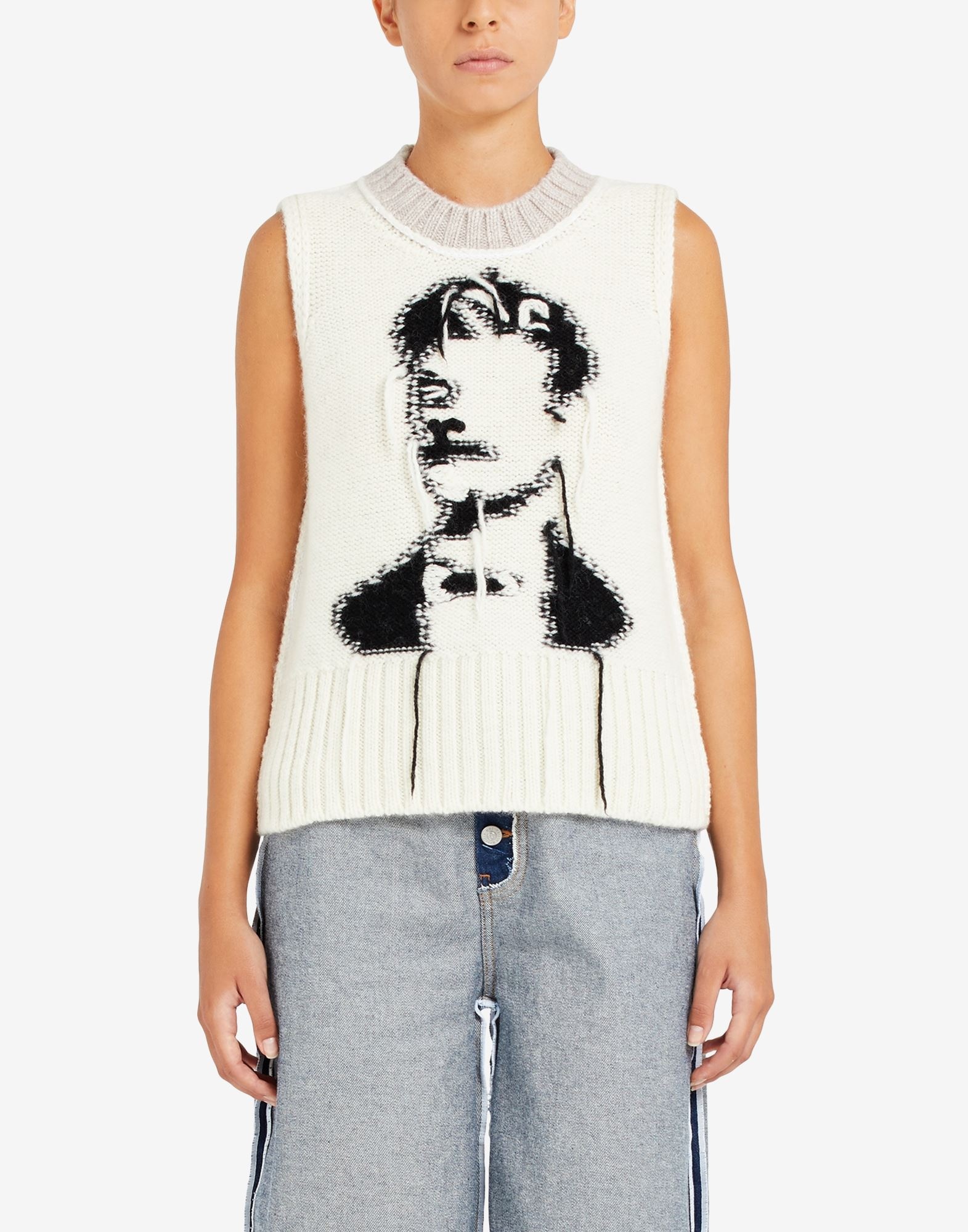 Reversed intarsia sleeveless sweater - 5