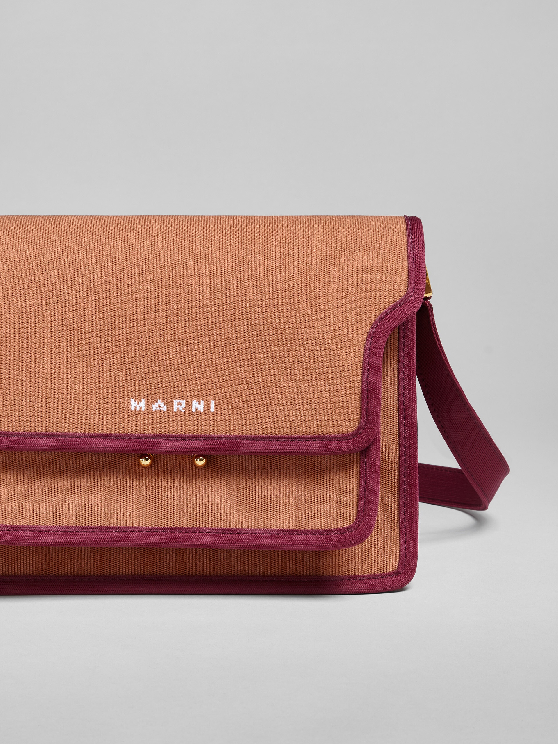 TRUNK SOFT MEDIUM BAG IN BROWN AND PURPLE JACQUARD - 5