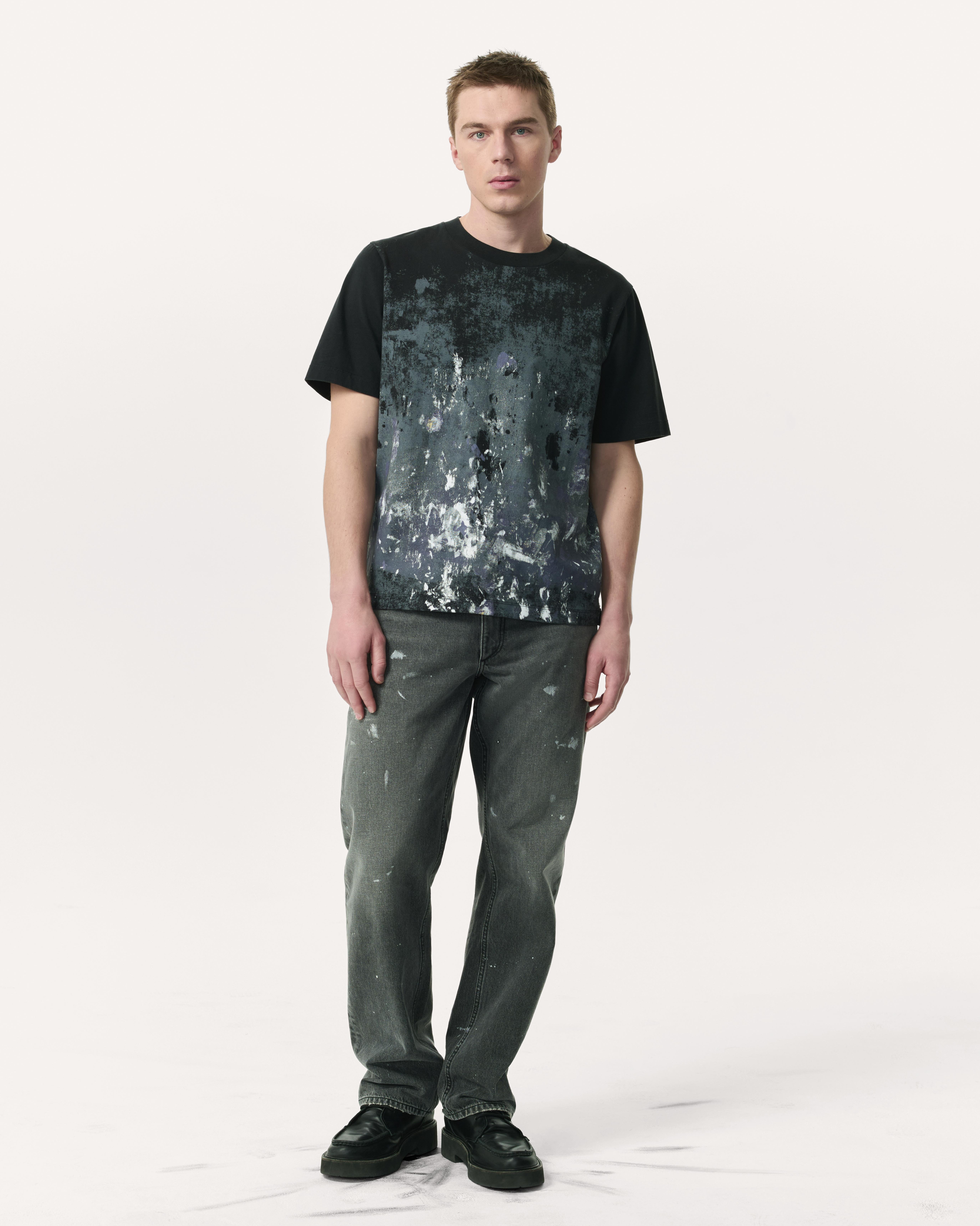 Fit 4 Hand-Painted Straight Fit Jeans
Authentic Rigid Denim - 2