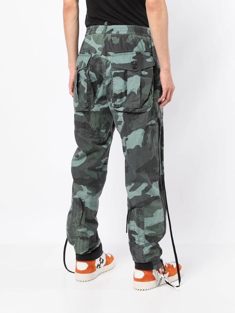 camouflage-print losse-fit trousers - 4