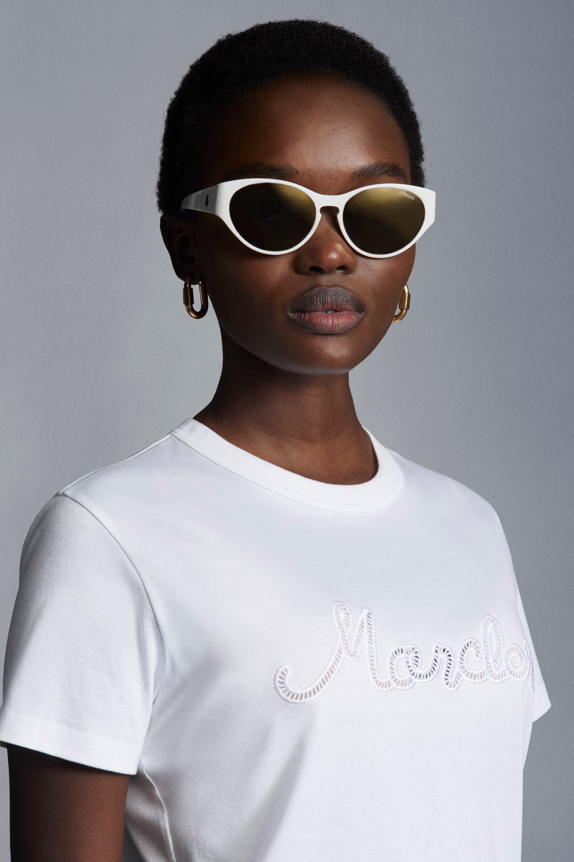 Logo Embroidered T-Shirt - 3