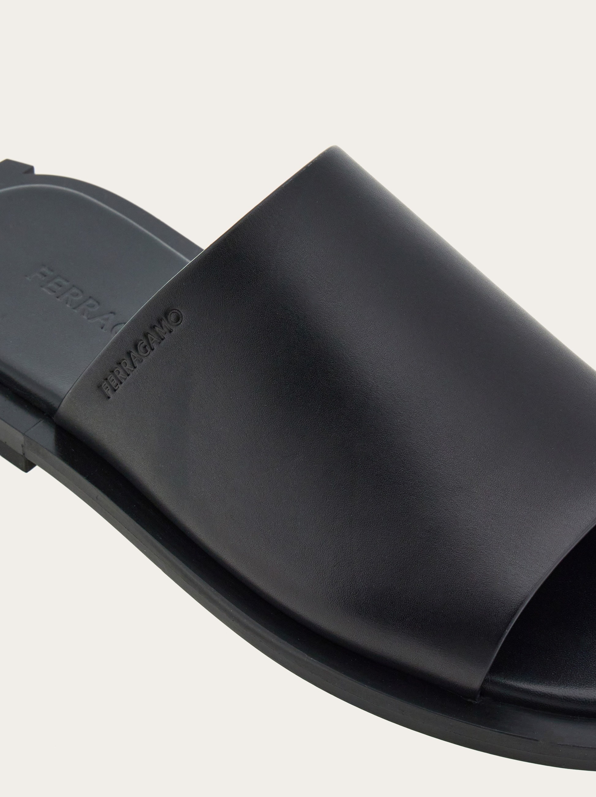Mule with Gancini heel - 6