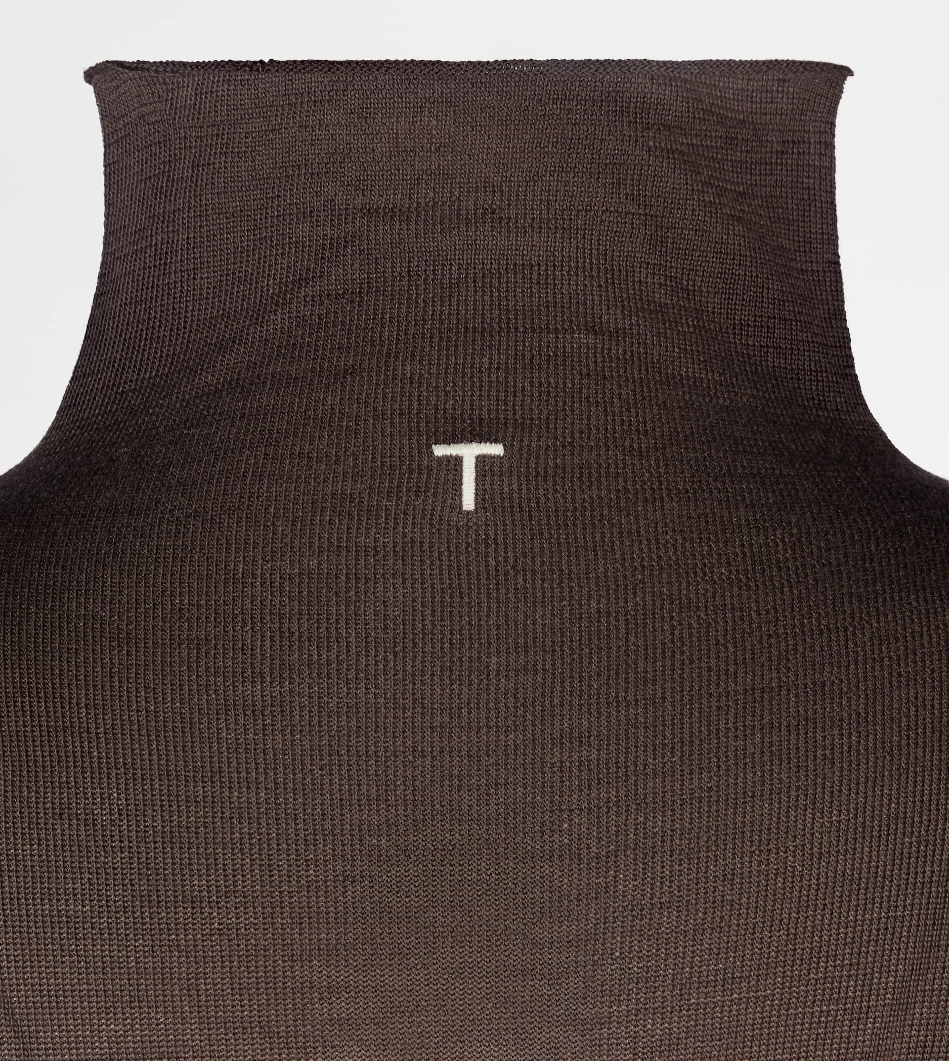 SWEATER IN SILK - BROWN - 3