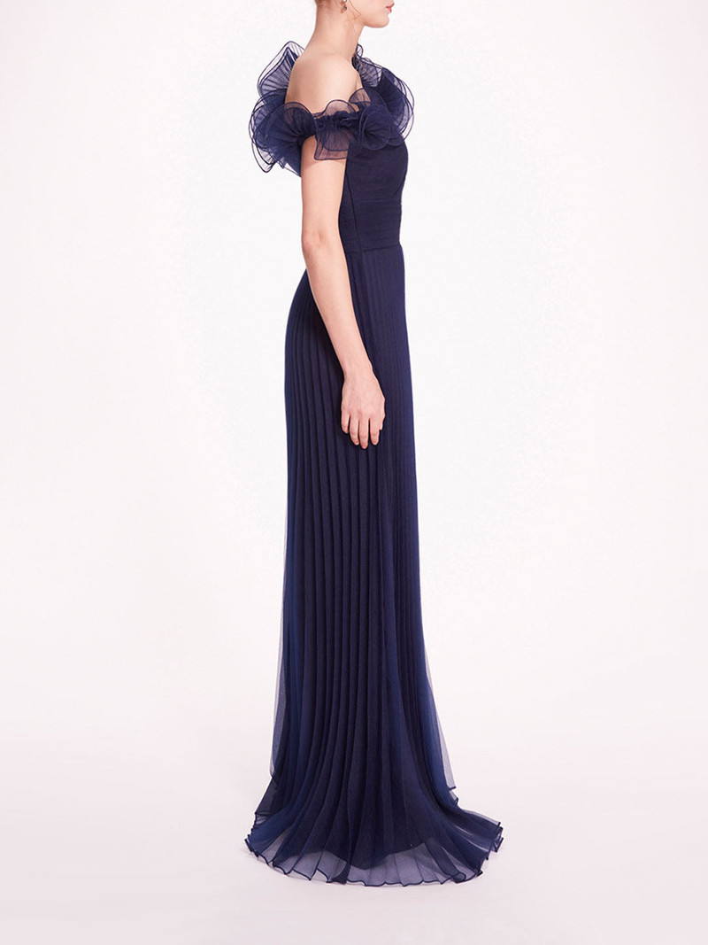 PEBBLE ORGANZA PLEATED GOWN 3