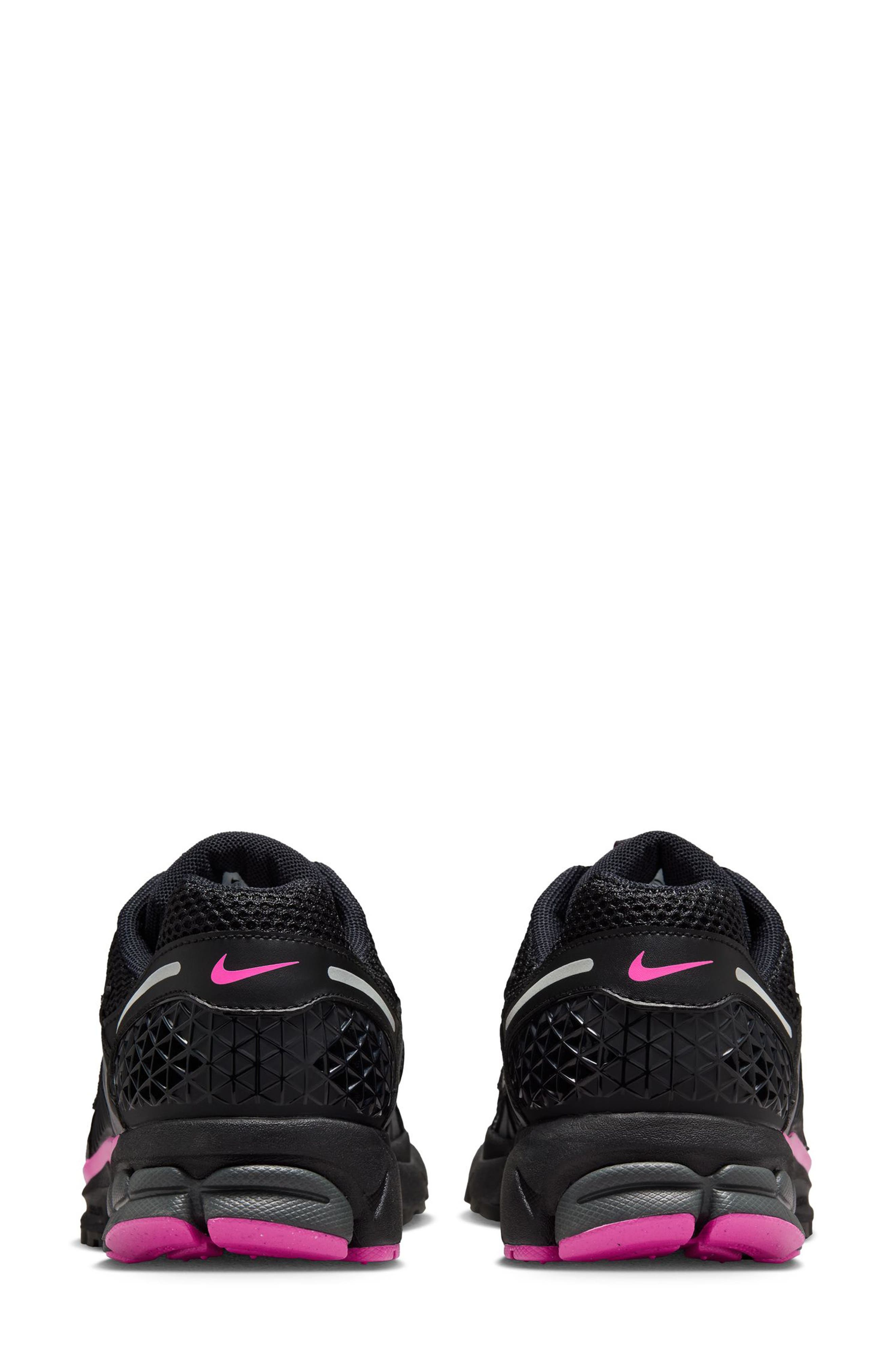 Nike Zoom Vomero 5 Sneaker in 004 Black/metplt at Nordstrom - 5