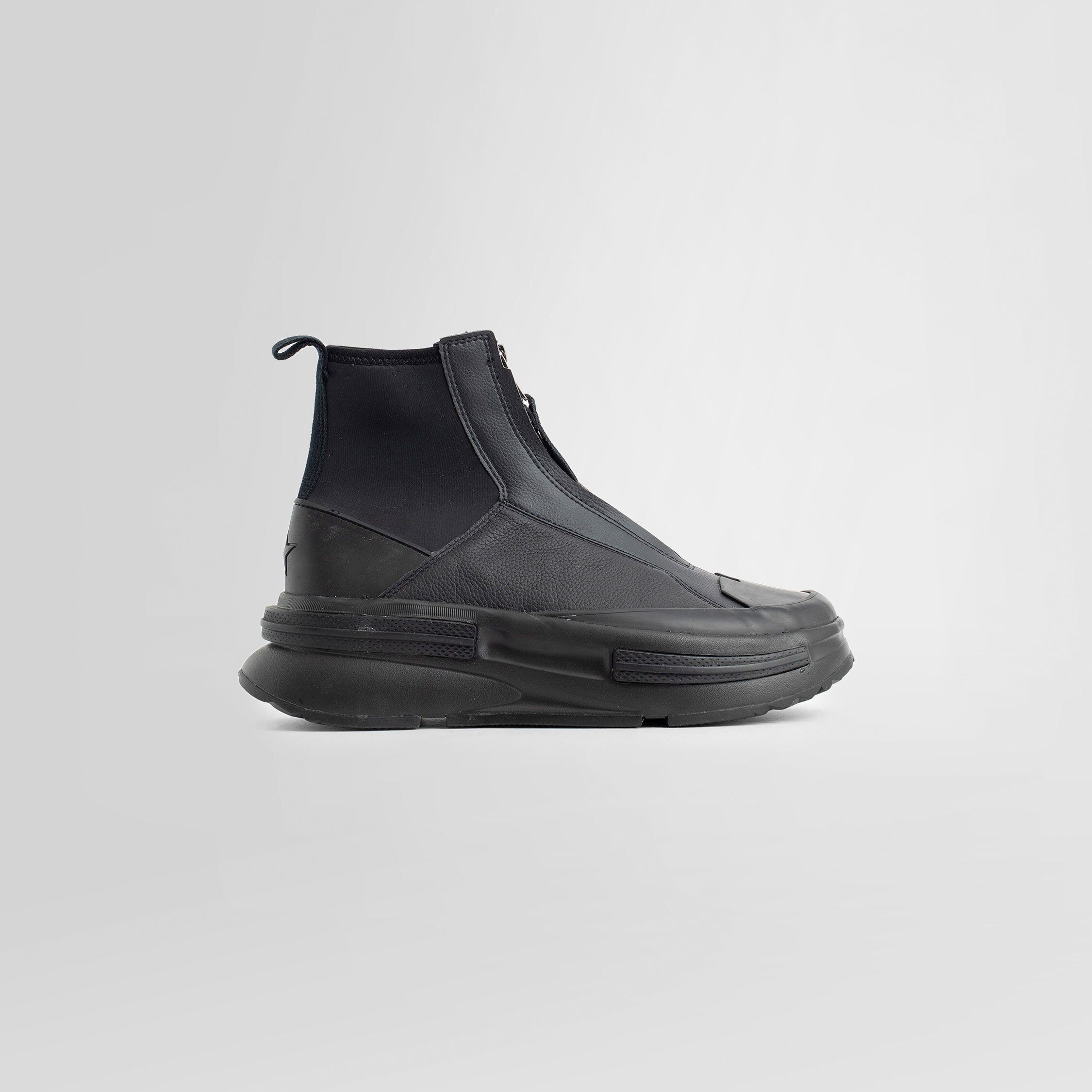 CONVERSE UNISEX BLACK BOOTS - 7