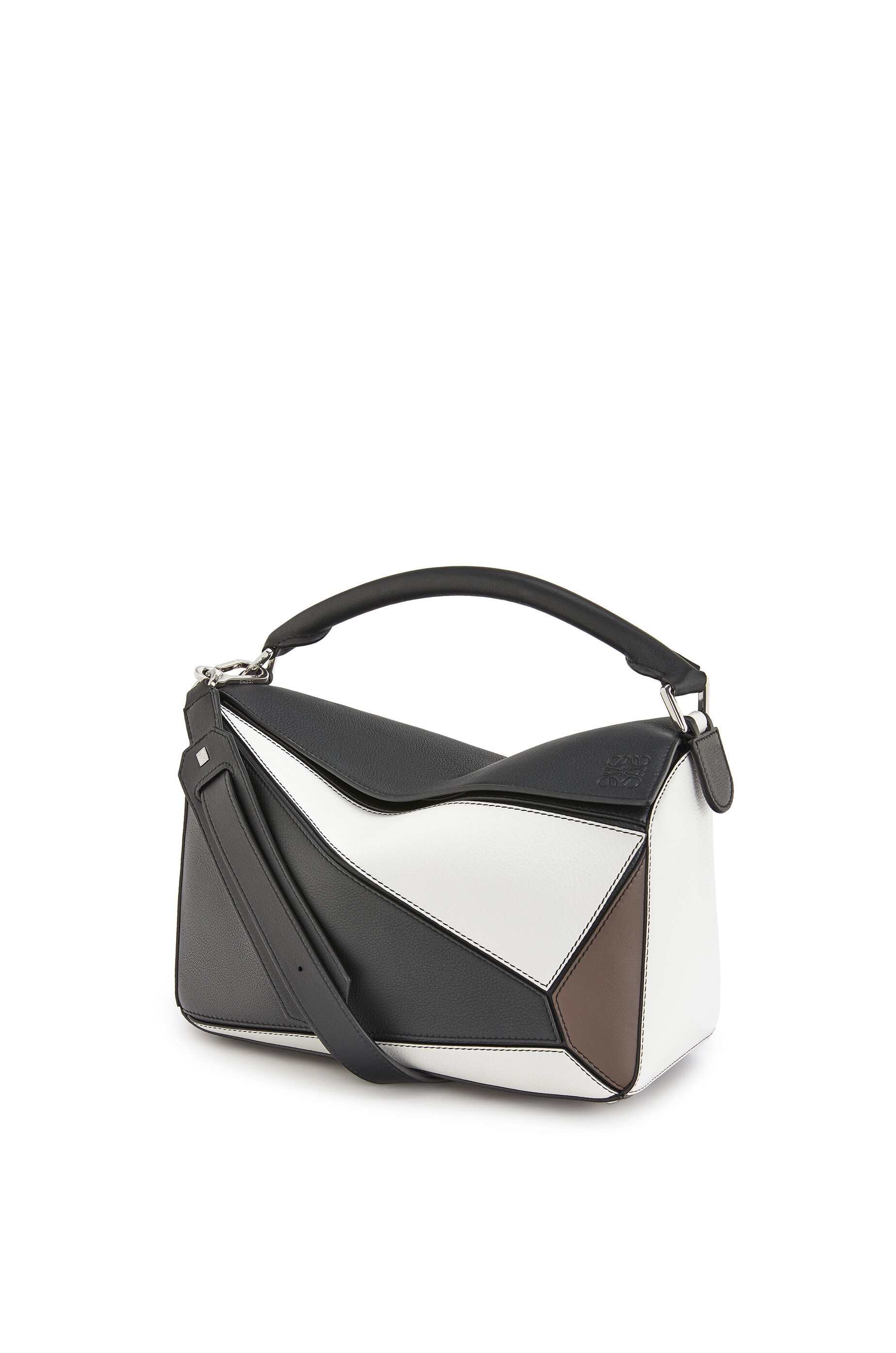 Puzzle bag in classic calfskin - 1