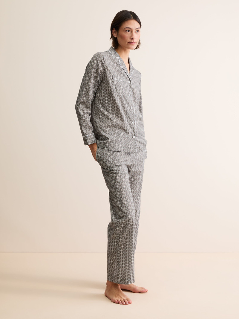 Derek Rose Women's Pajamas London London Geo Cross Cotton Batiste Taupe outlook
