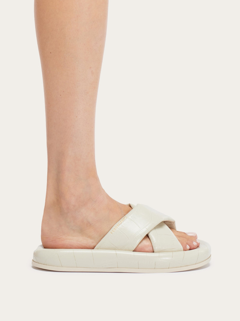 FERRAGAMO Wedge slide outlook