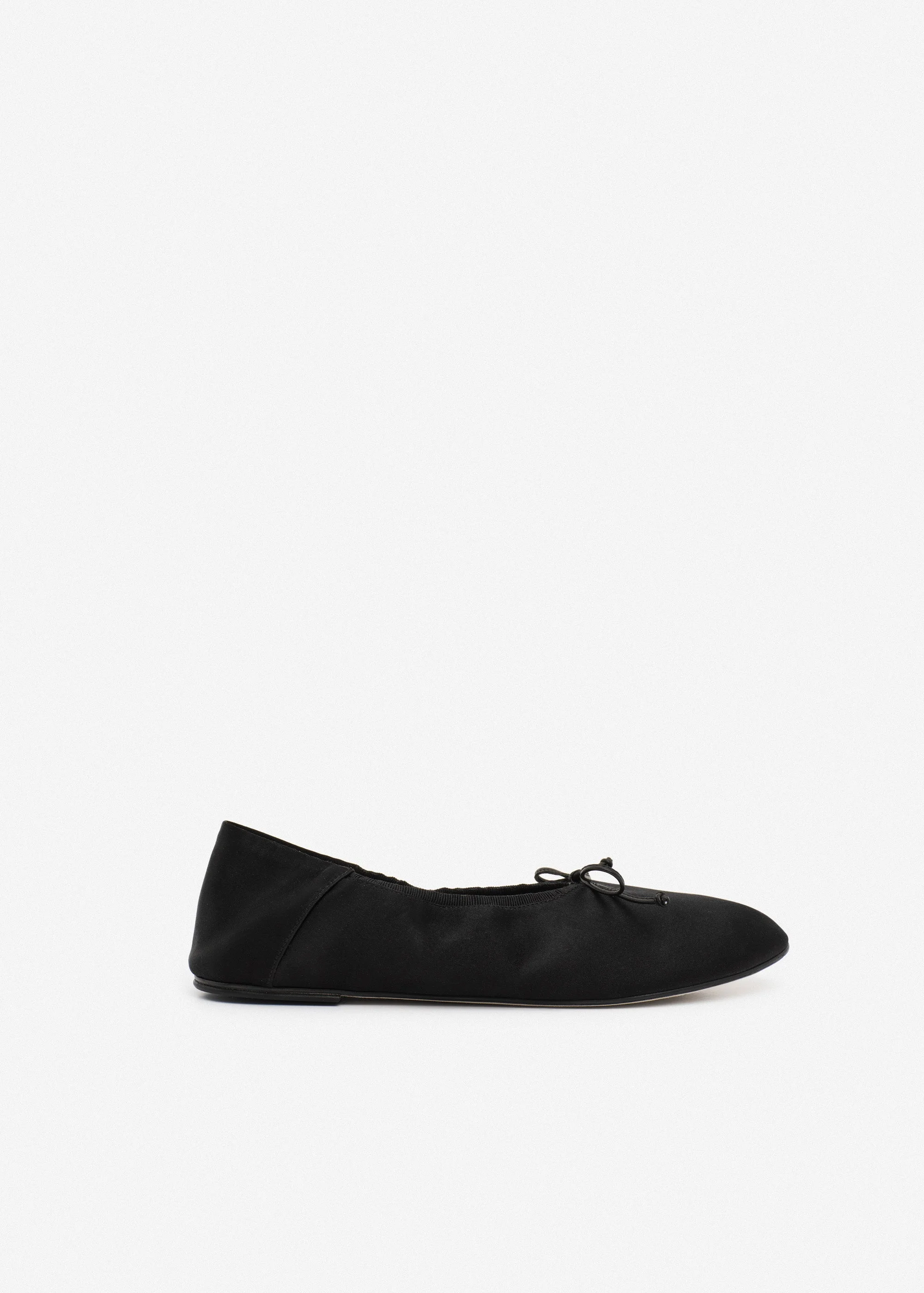 Soft ballet flats in black satin - 1