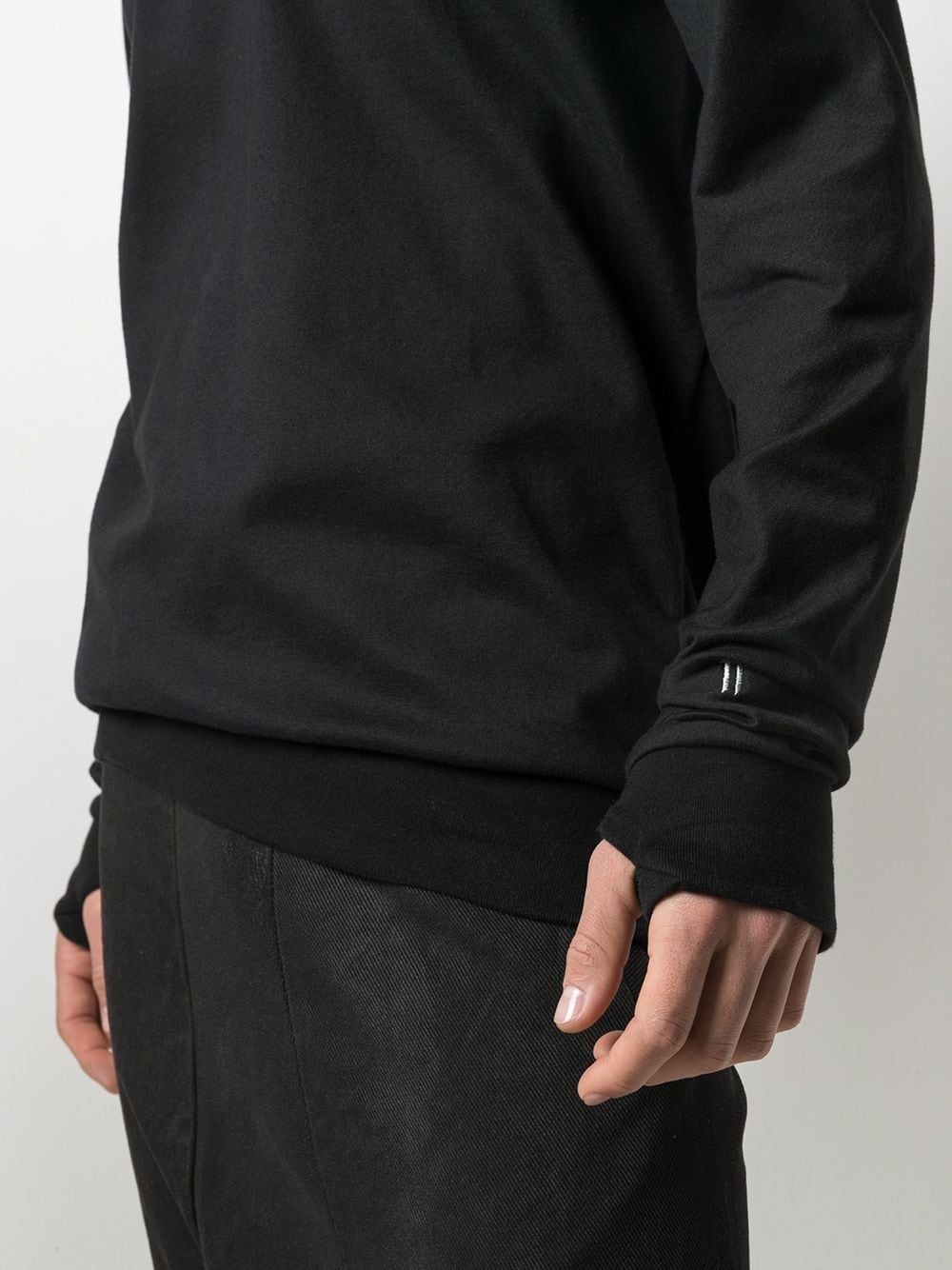 sweatshirt with thumb-holes - 5