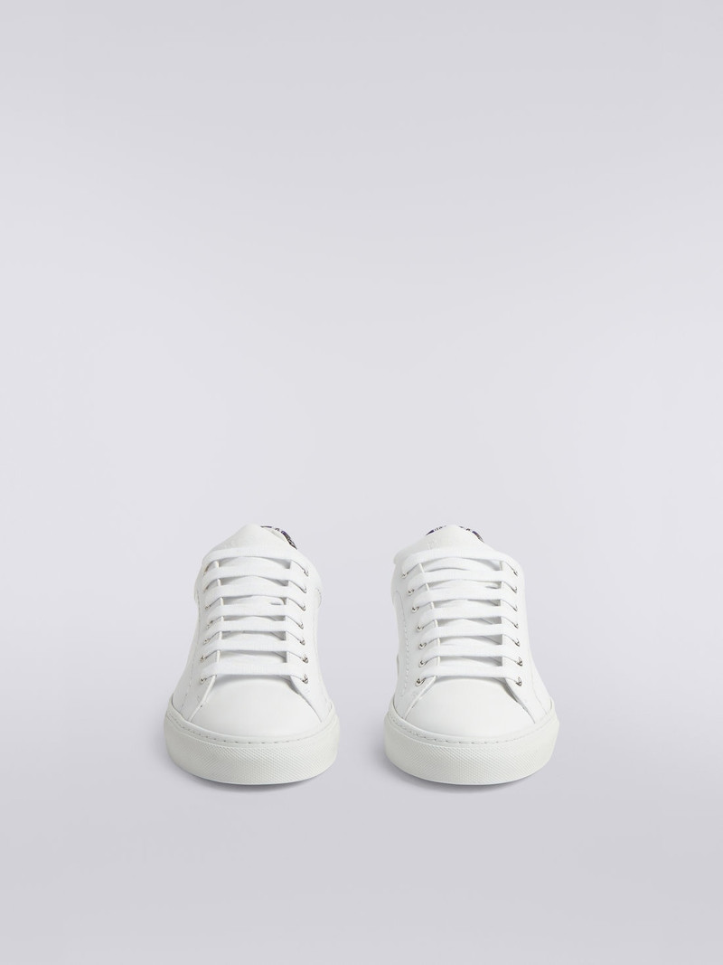 Leather trainers with chevron knit details 3