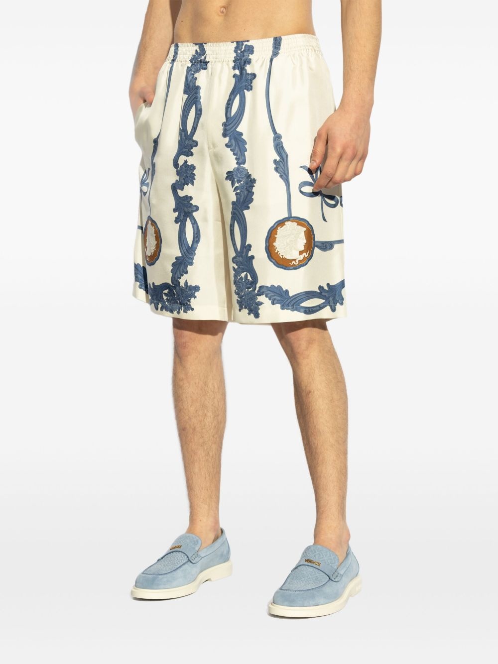 Cameo-print shorts - 3