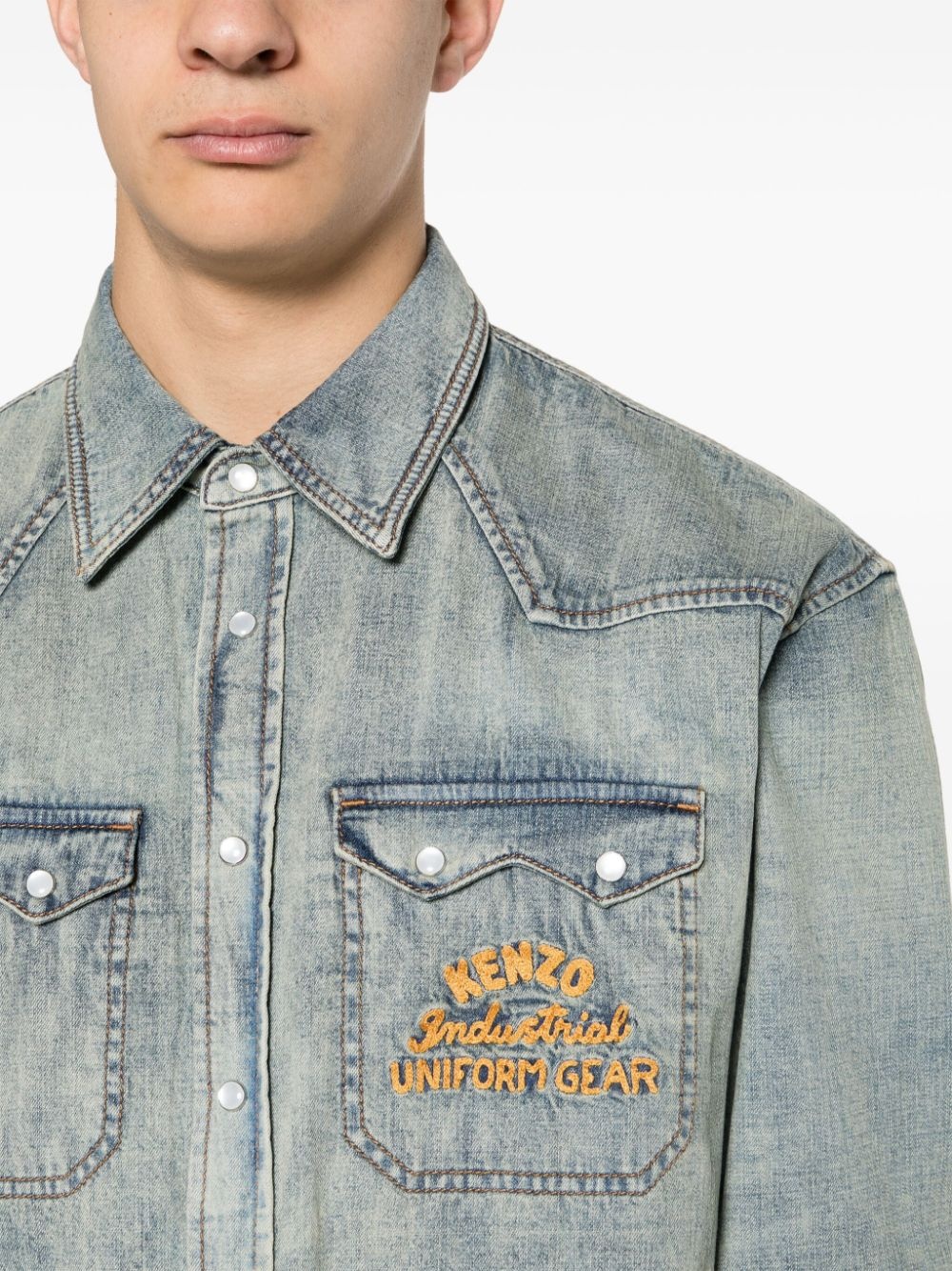 logo-embroidered denim shirt - 5