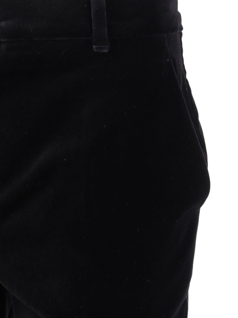 belt-loops trousers 3