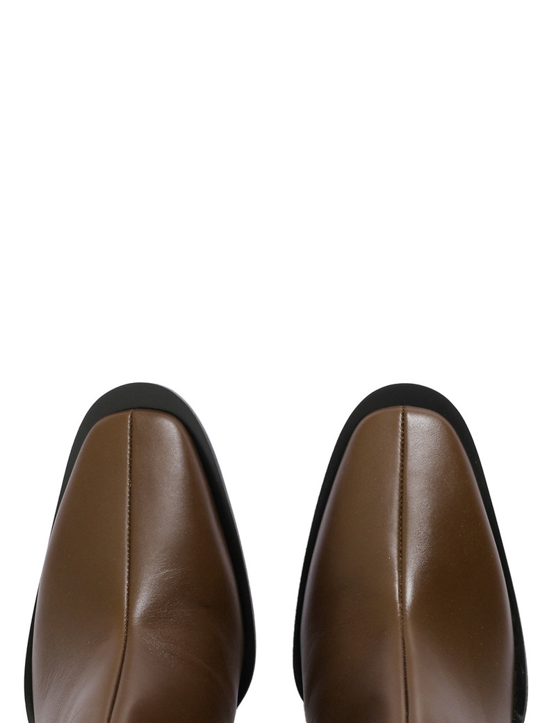 CRESCENT LEATHER BOOT 8