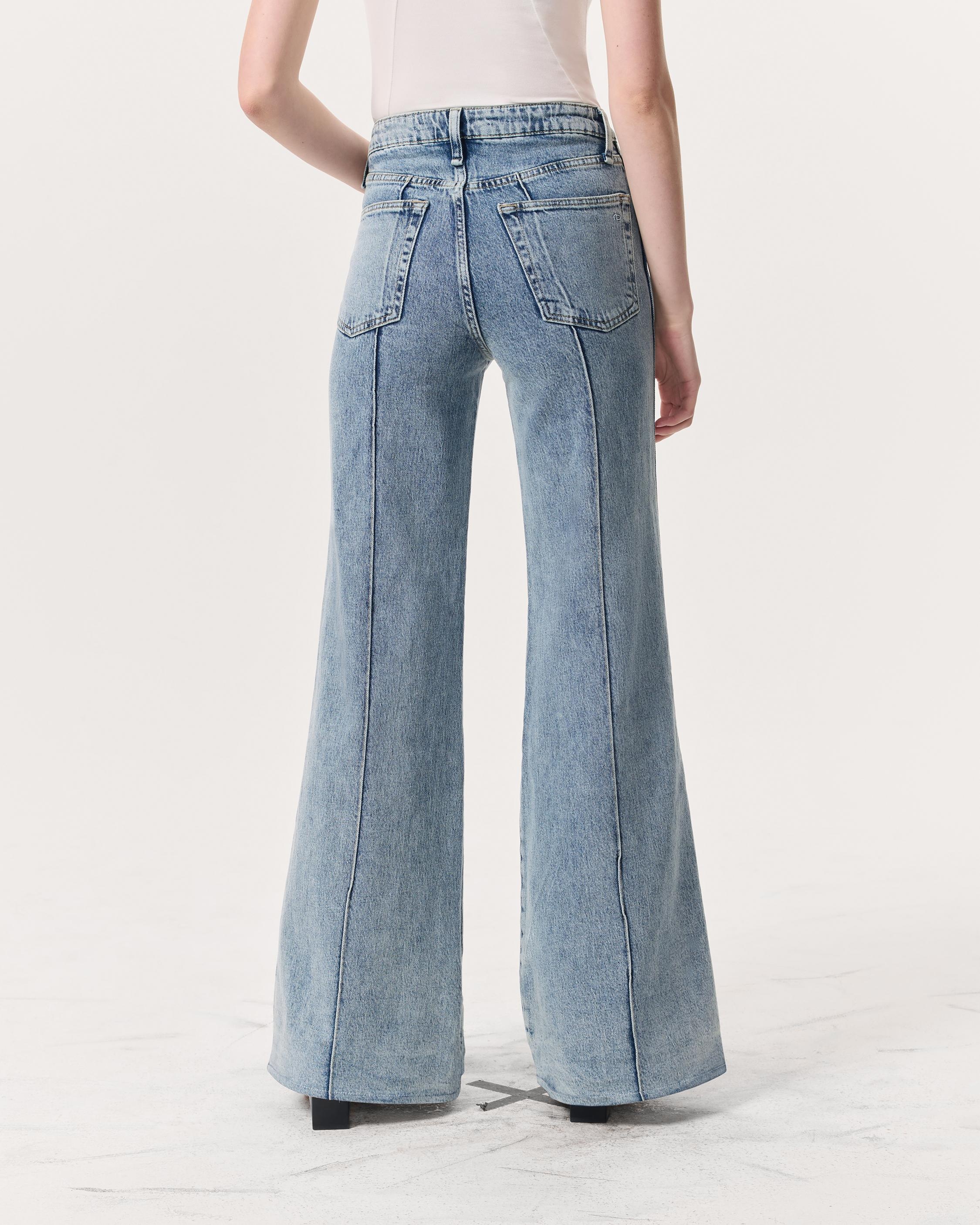 Skylar Wide-Leg Flare Jeans
Vintage Stretch Denim - 5