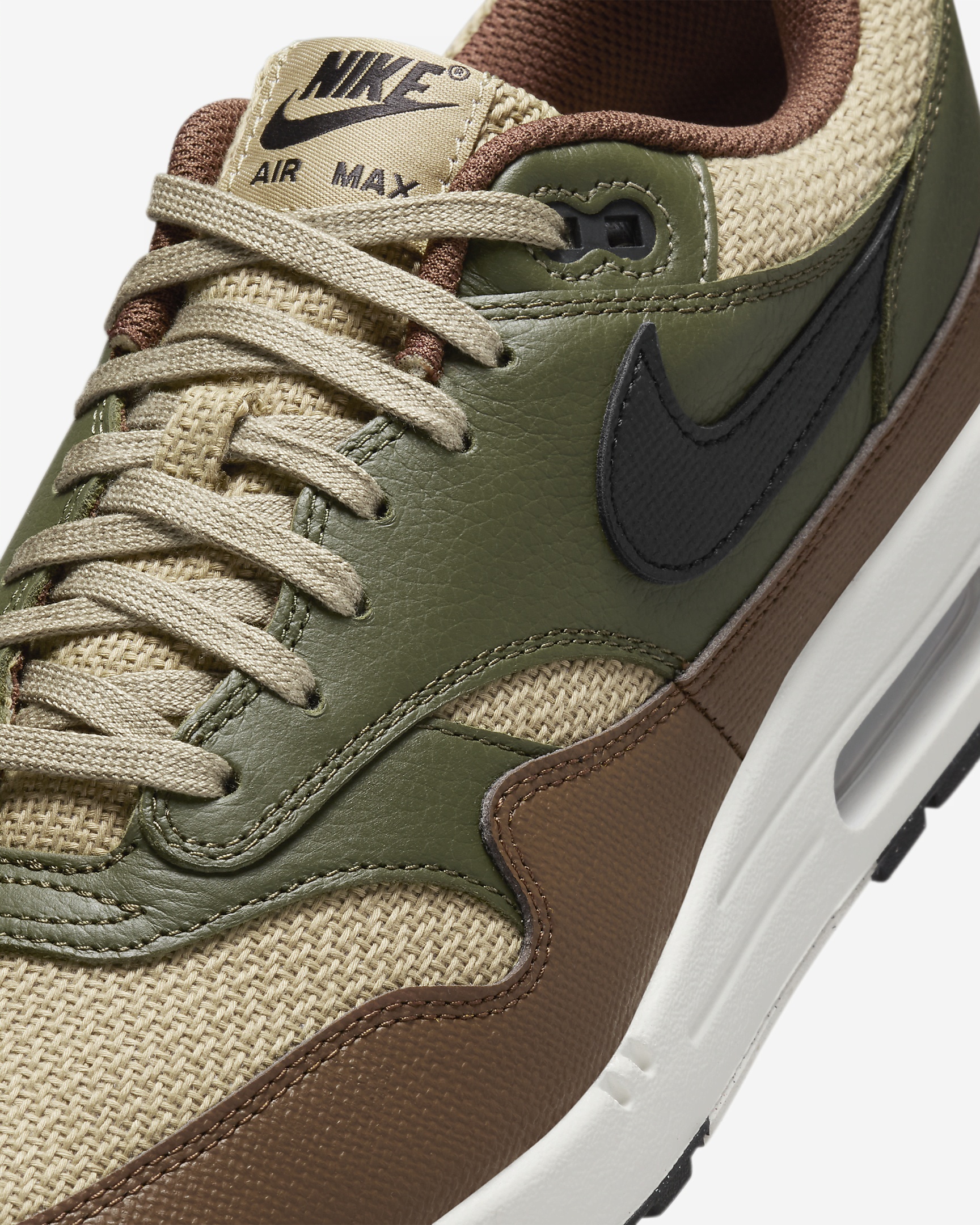 Nike Air Max 1 Essential Premium Men's Shoes - 7