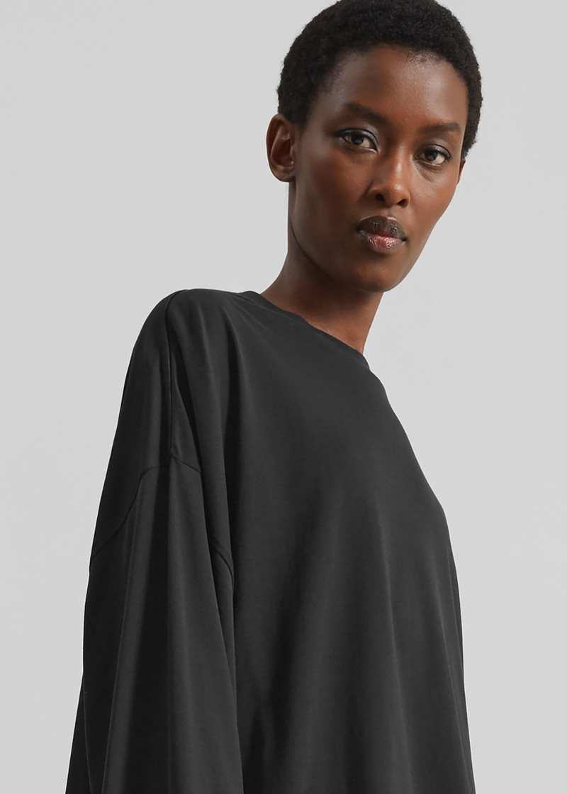 Rio Oversized Sleeve Tee - Black 4
