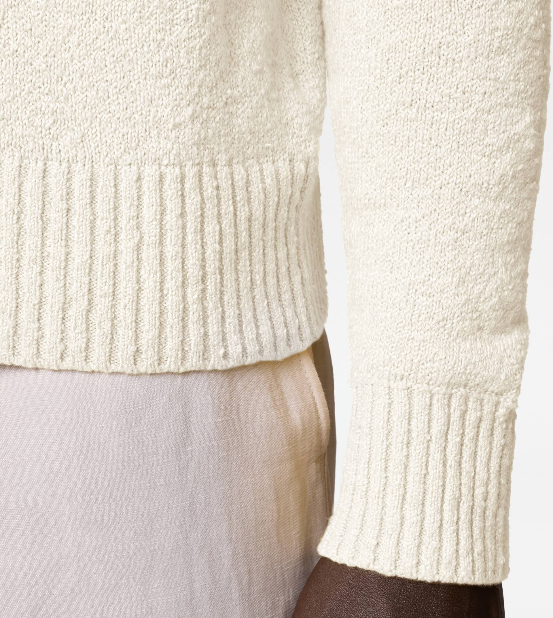 ROUND-NECK PULLOVER IN COTTON - OFF WHITE - 6