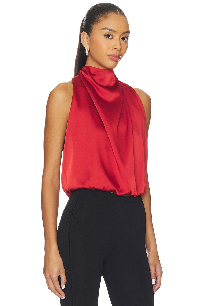 ASTR THE LABEL Joleisa Top outlook