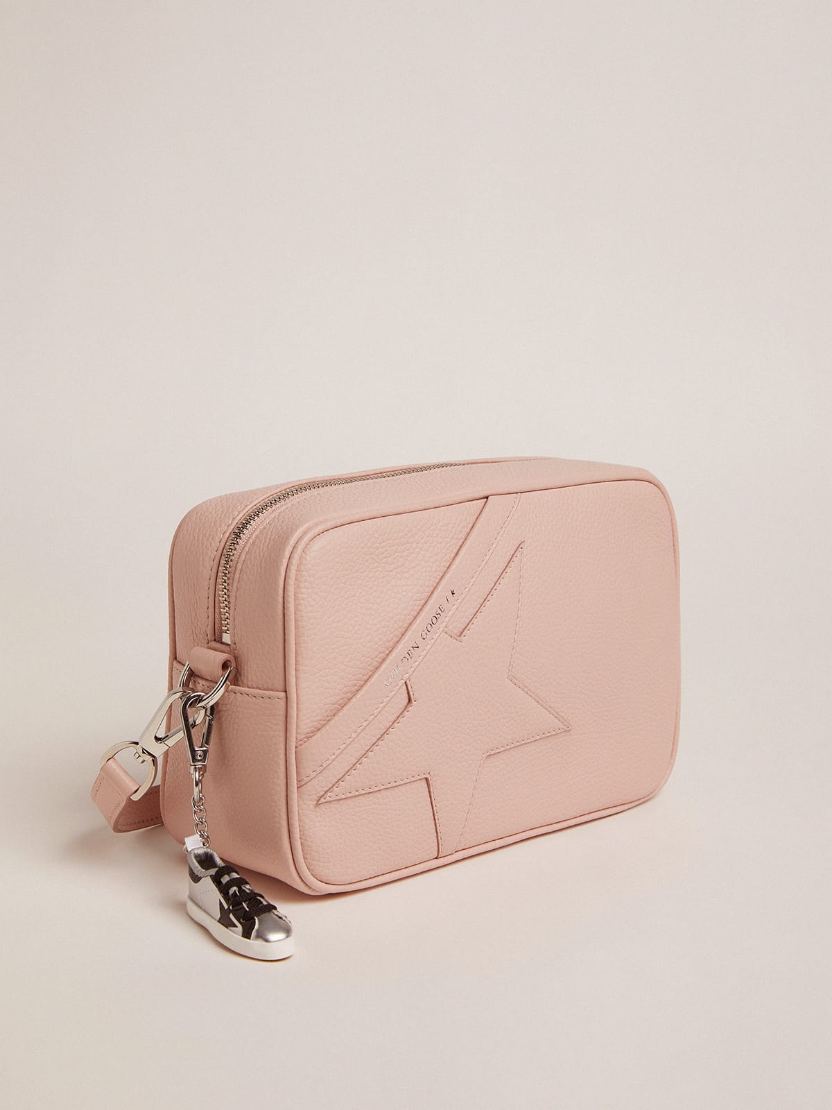 Star Bag in quartz-pink hammered leather with tone-on-tone star - 5