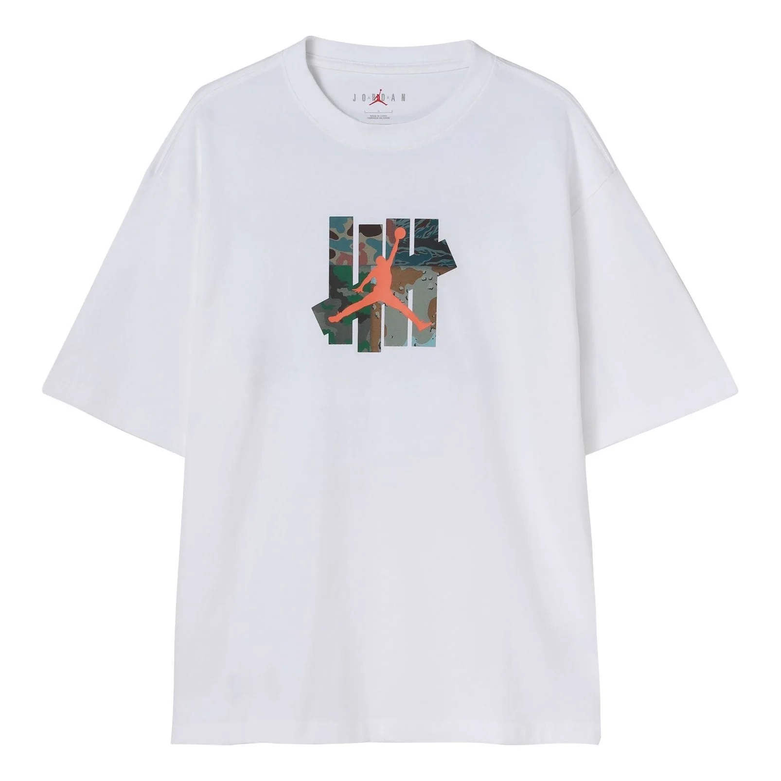 Air Jordan Tee x UNDEFEATED DX4305-100 - 1