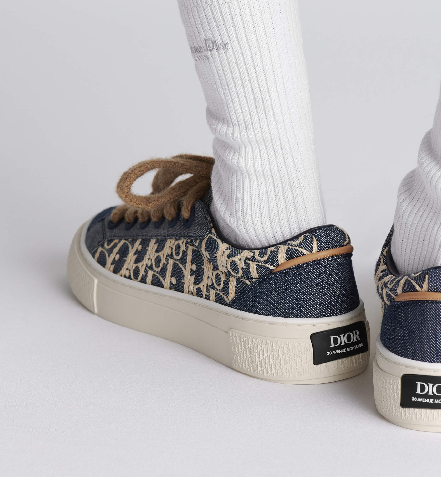 B33 Spin Sneaker - 4