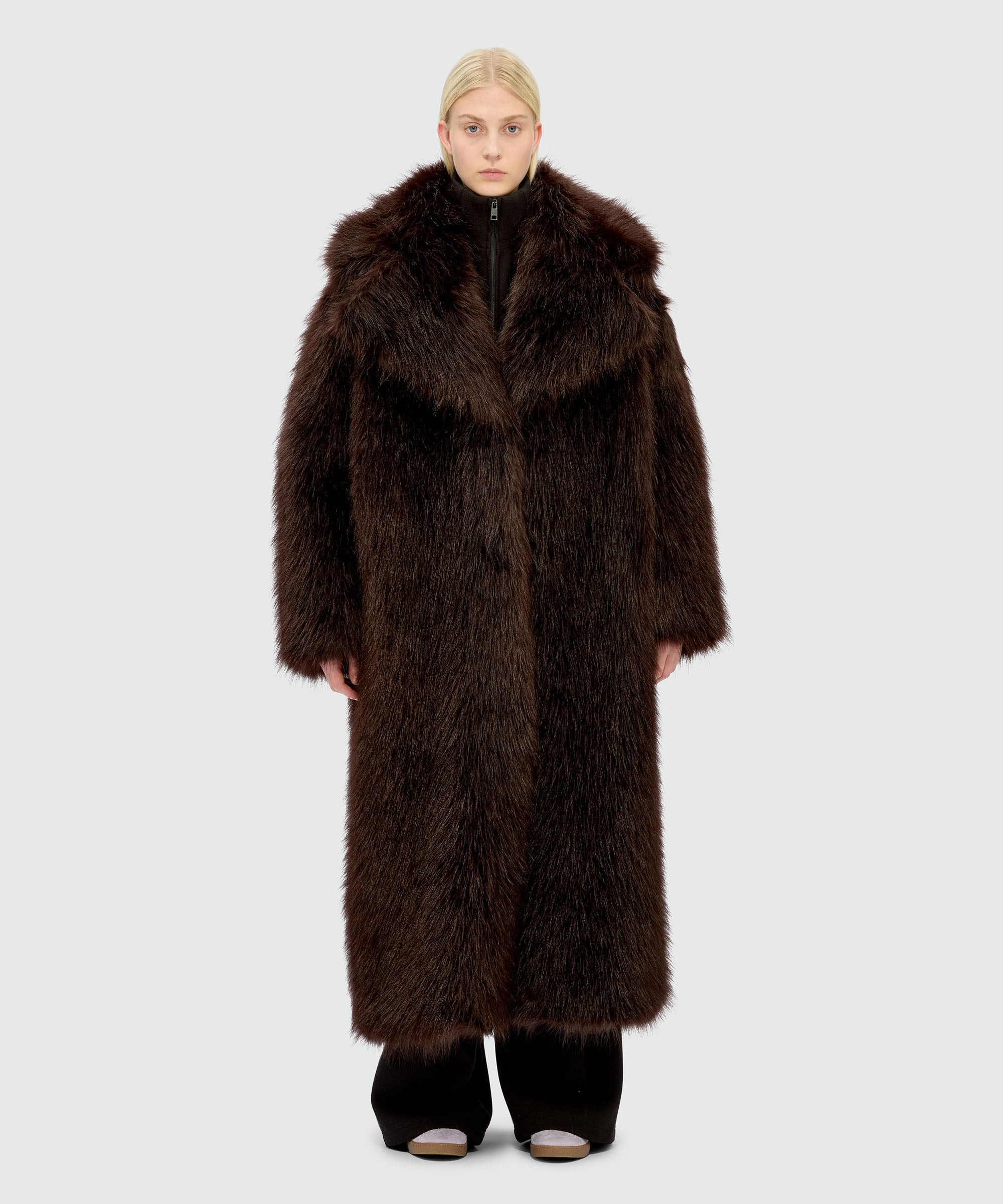 Long brown faux fur coat - 2