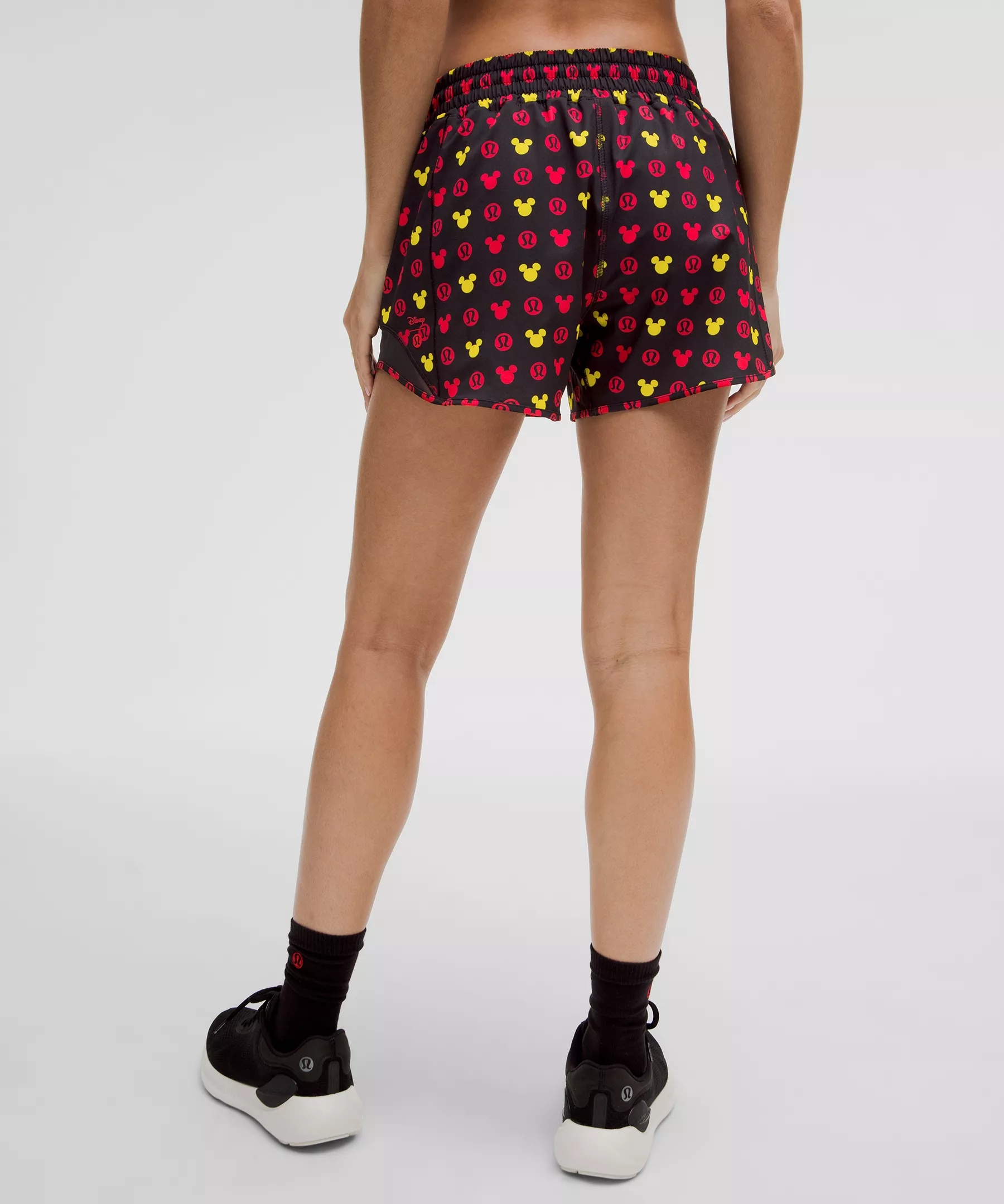 Disney x lululemon *Hotty Hot High-Rise Short 4" - 3