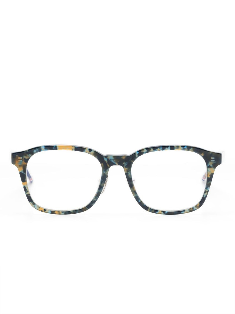 tortoiseshell-effect glasses 1