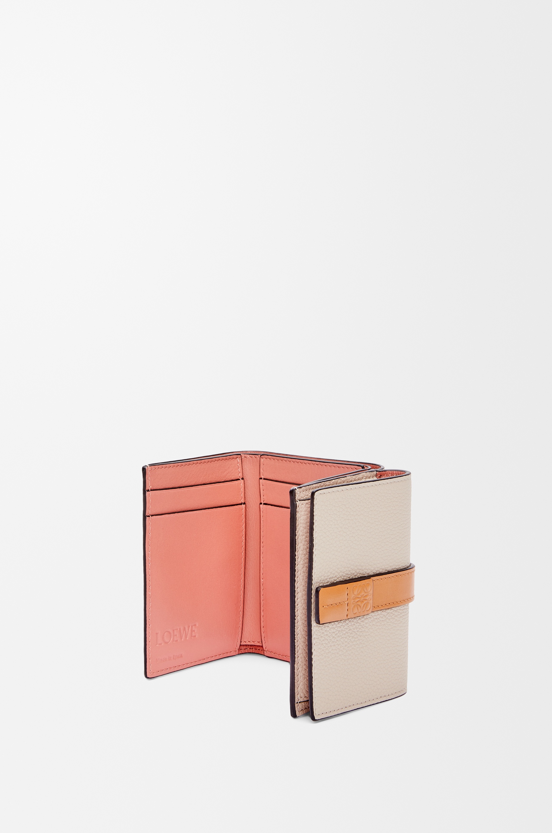 Trifold wallet in soft grained calfskin - 4