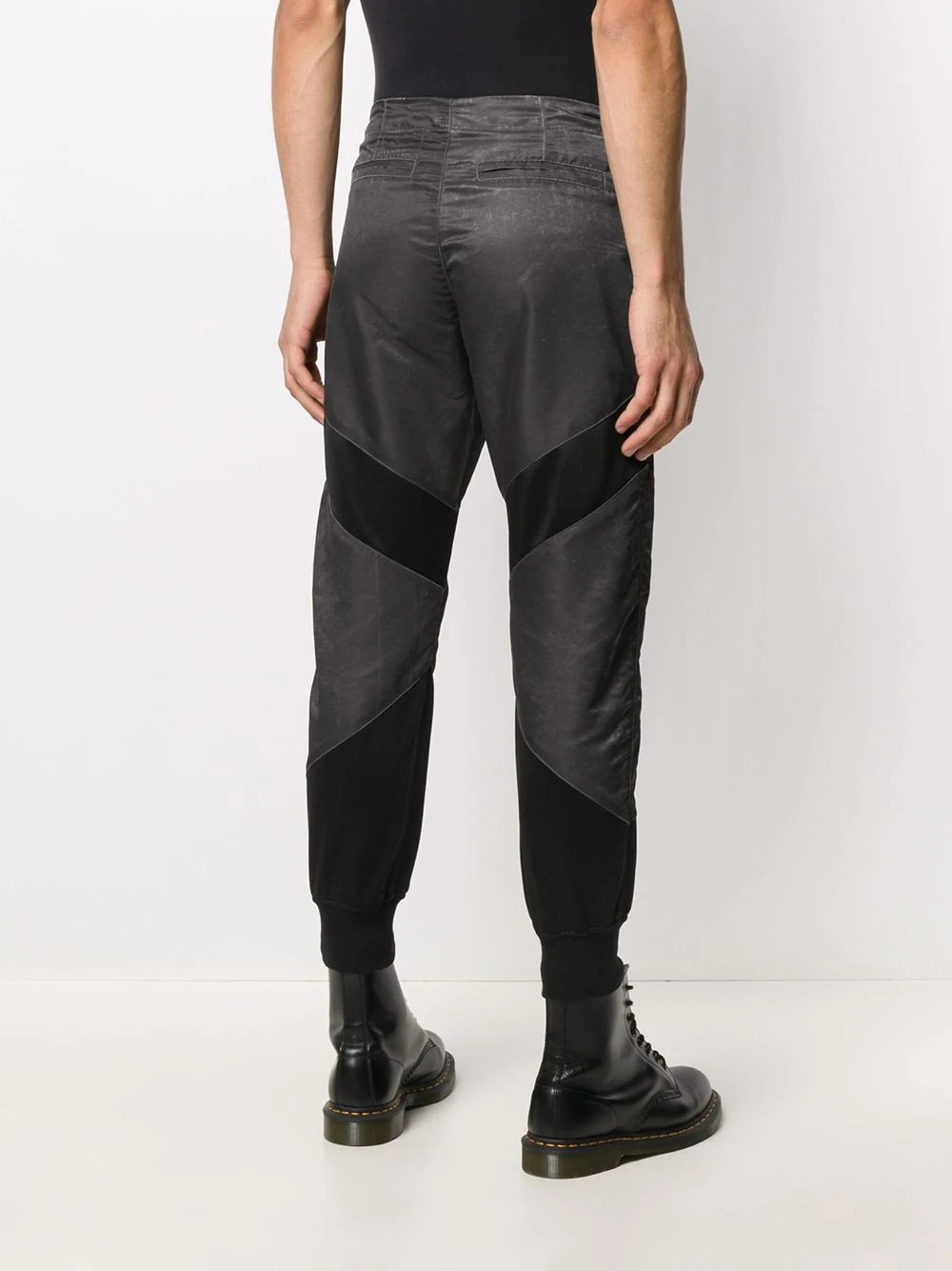 contrast-panel tapered trousers - 4