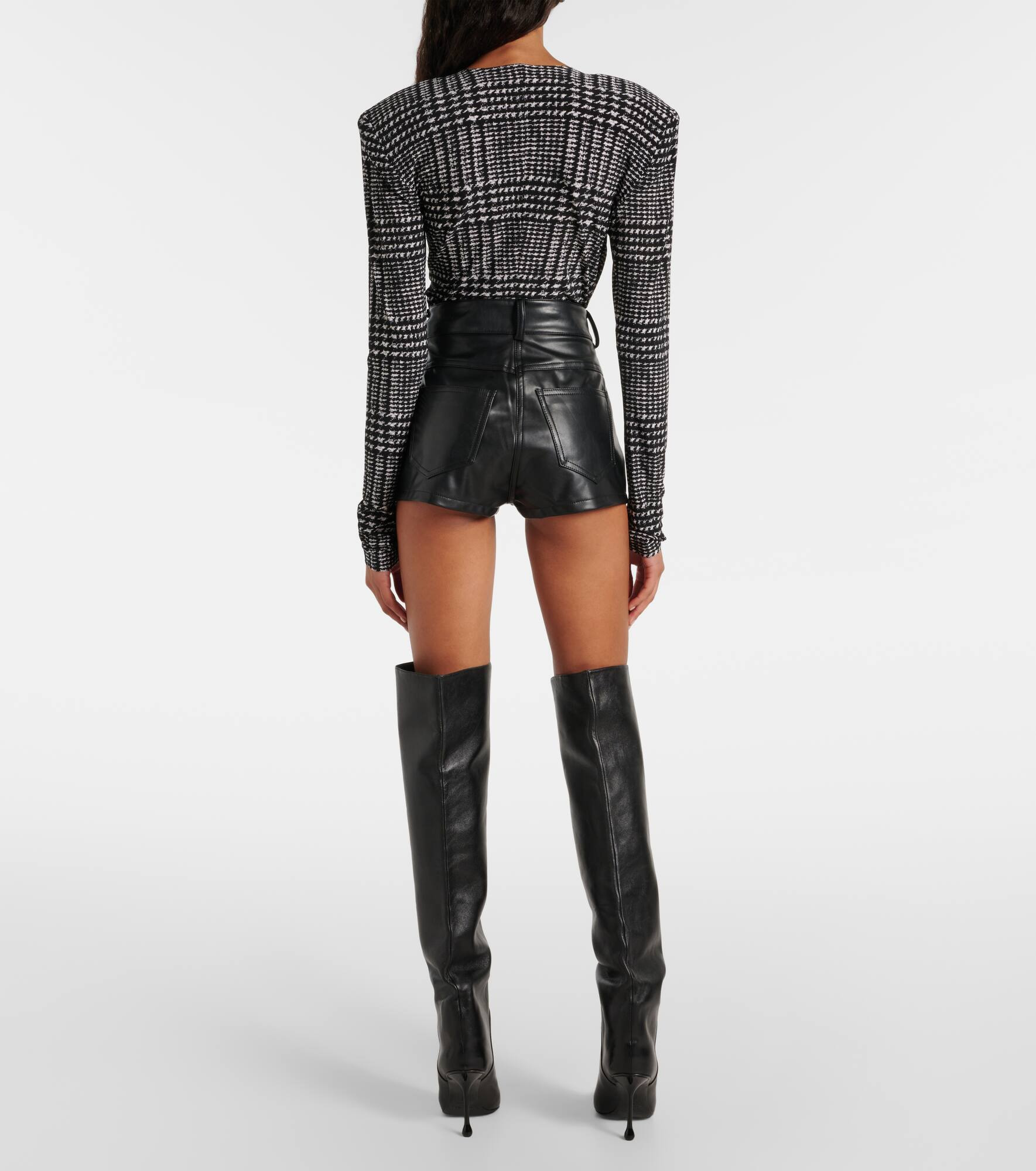 High-rise faux leather shorts - 3