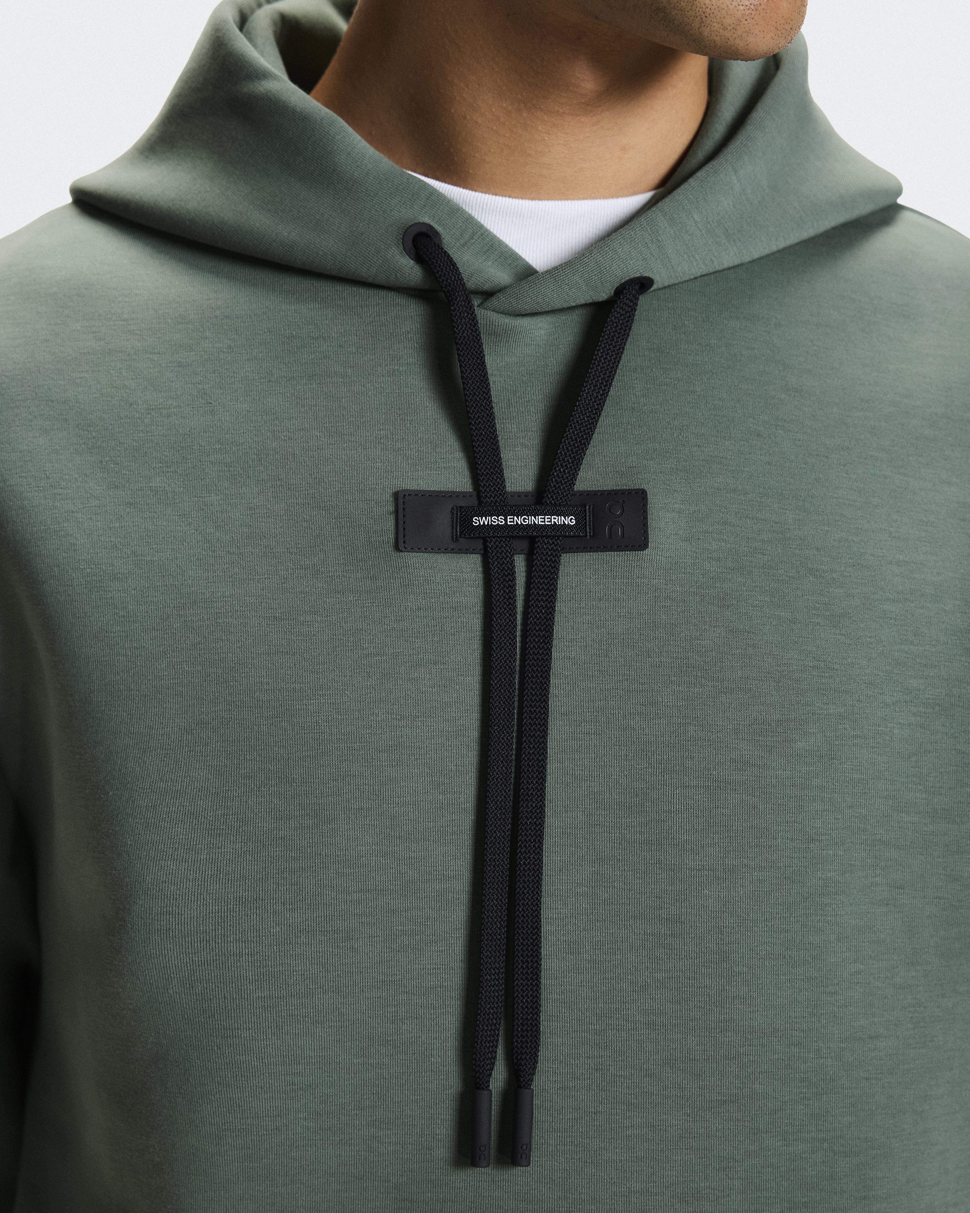 Focus Tech Hoodie - 5