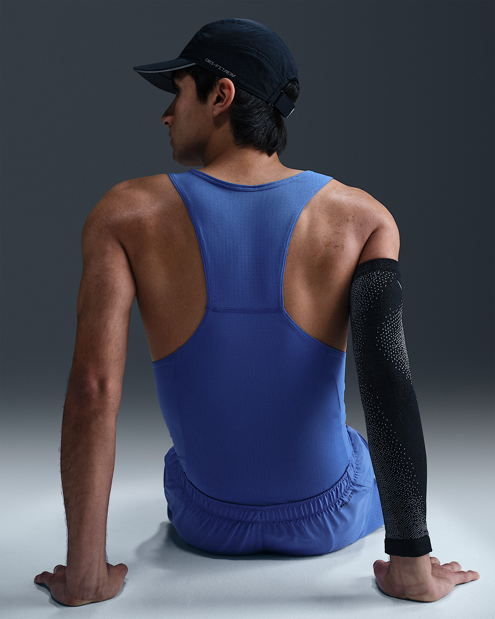 Nike Fast Men's Dri-FIT Running Singlet - 2
