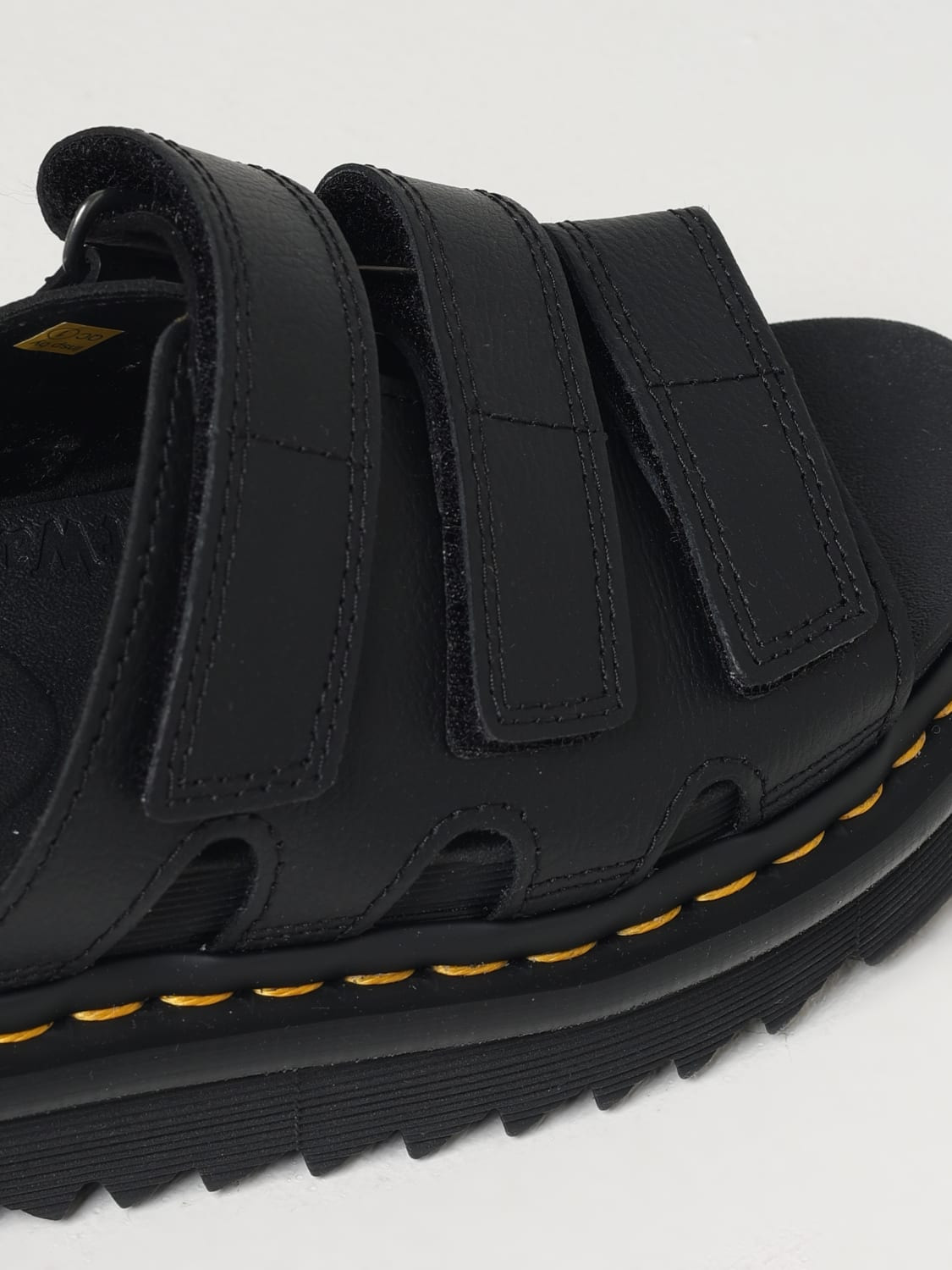 Shoes woman Dr. Martens - 4