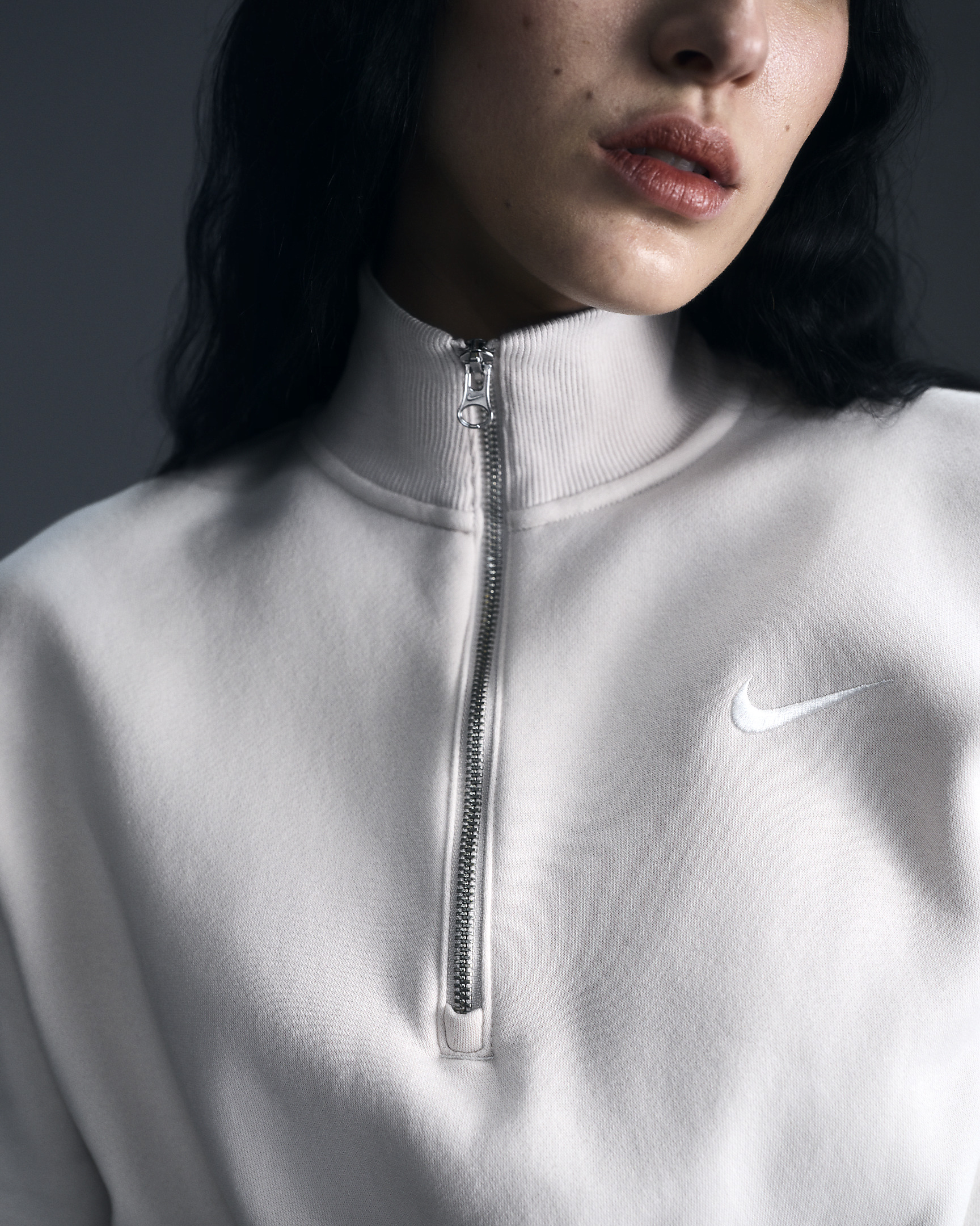 Nike Sportswear Phoenix Fleece Women's 1/2-Zip Cropped Sweatshirt - 2