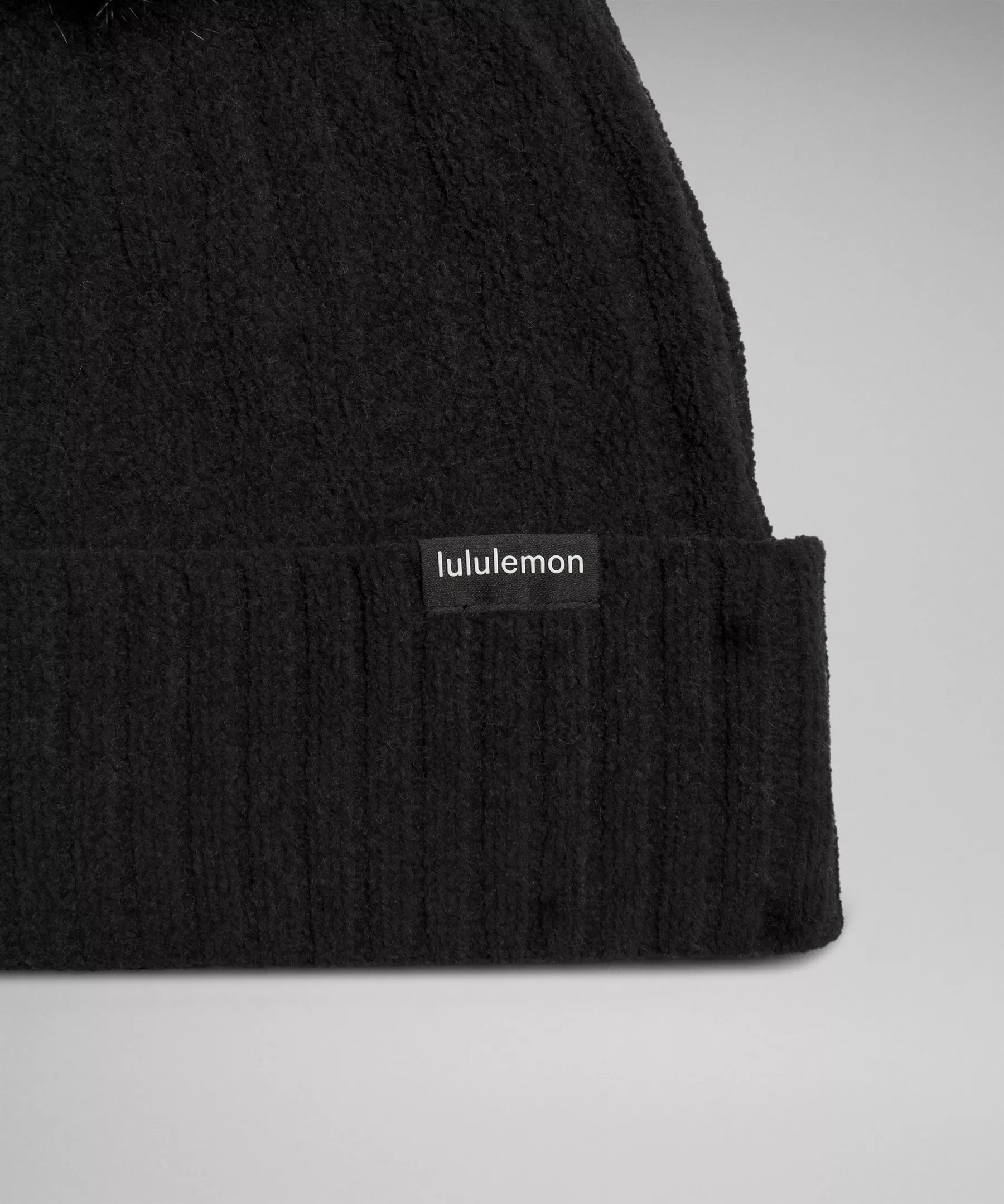Women's Cable Knit Pom Beanie - 4