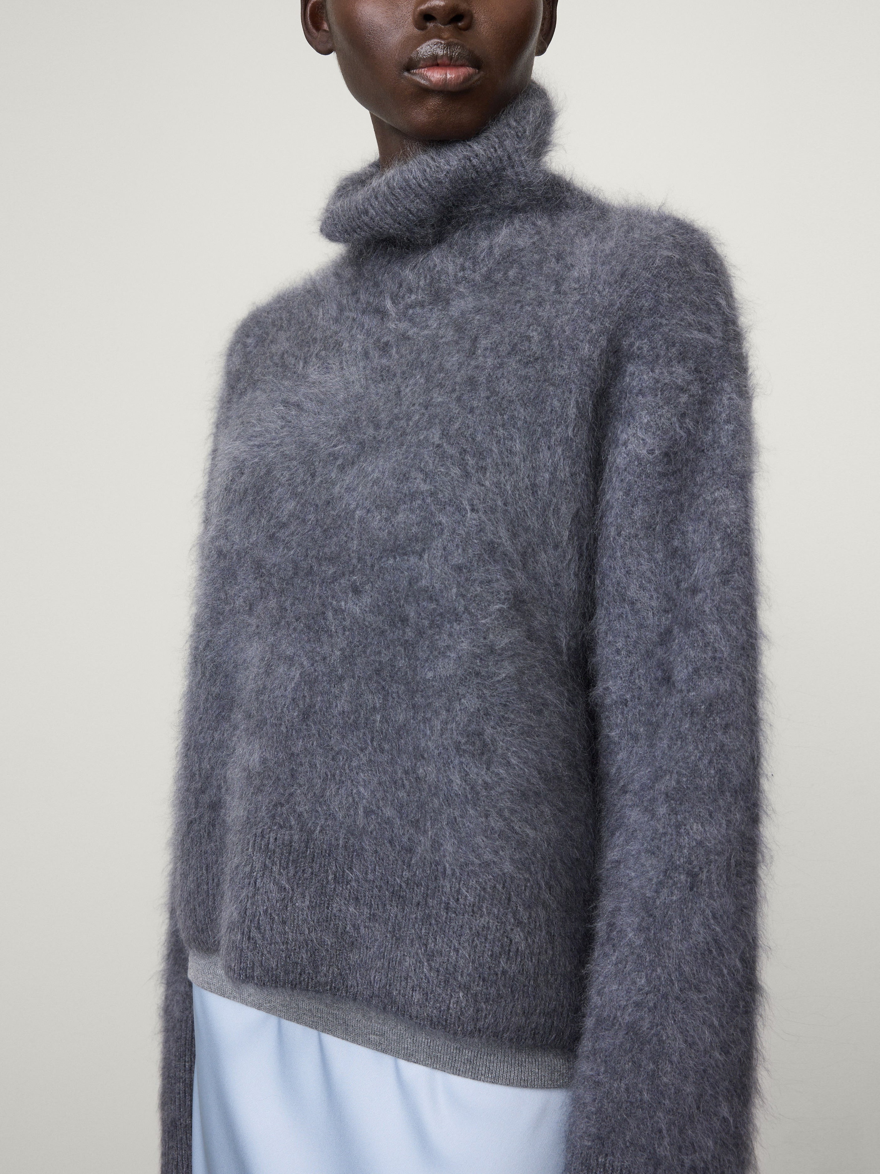 The Floren Sweater - 4