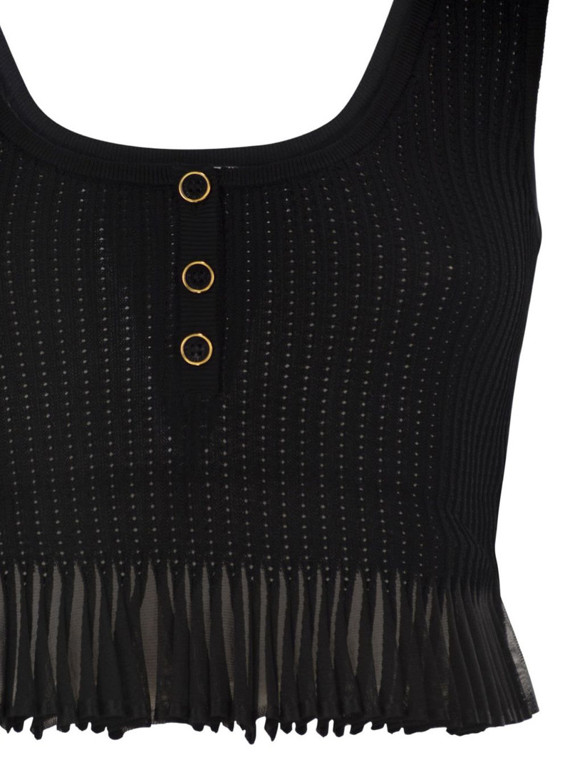 button-detail top 4