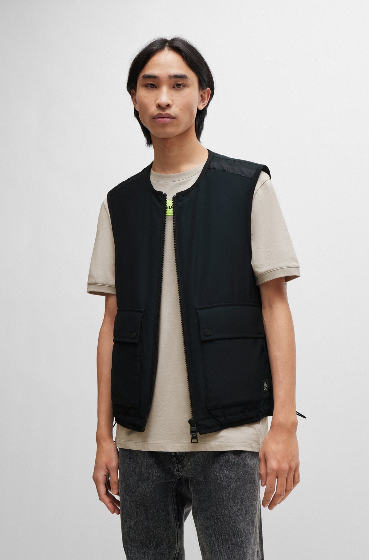WATER-REPELLENT ZIP-UP GILET WITH STACKED-LOGO BADGE - 2