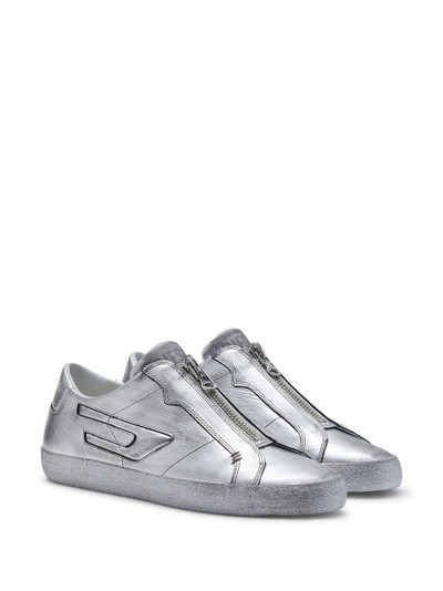 Diesel logo-patch low-top sneakers outlook