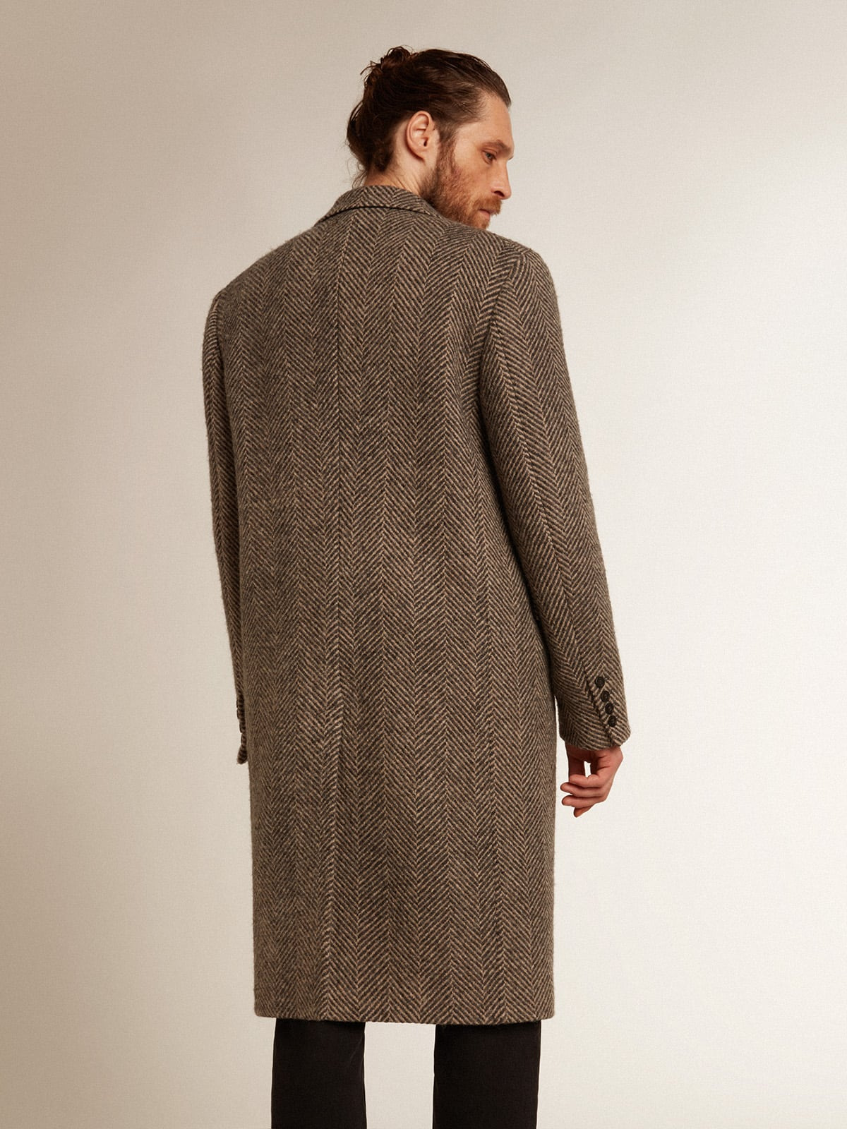 Men's single-breasted wool coat with beige and gray herringbone weave - 4