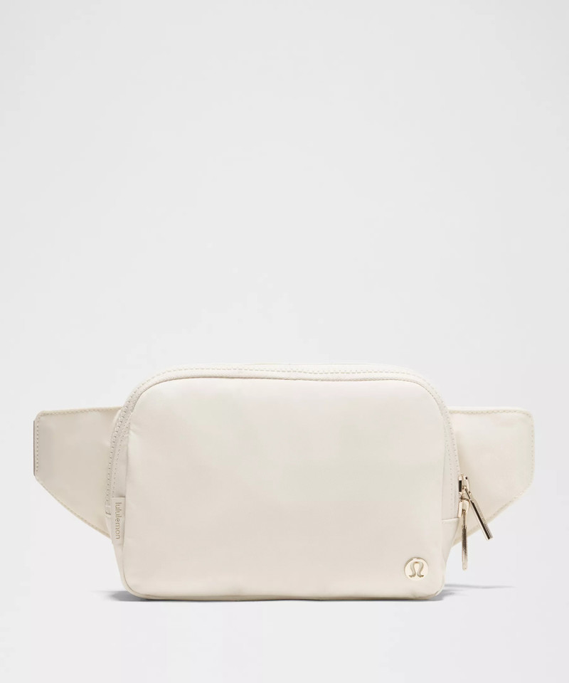 Everywhere Belt Bag Large with Long Strap 2L 1