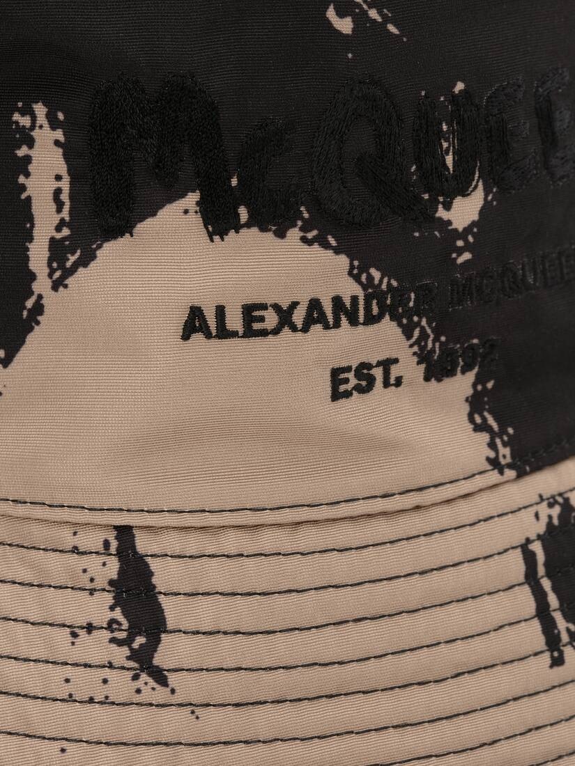 Mcqueen Graffiti Bucket Hat in Black/beige - 3